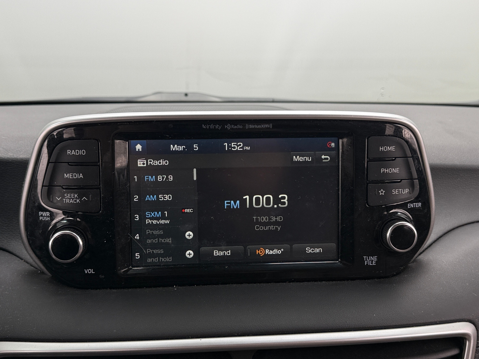 Thumbnail: 2021 Hyundai Tucson - 3