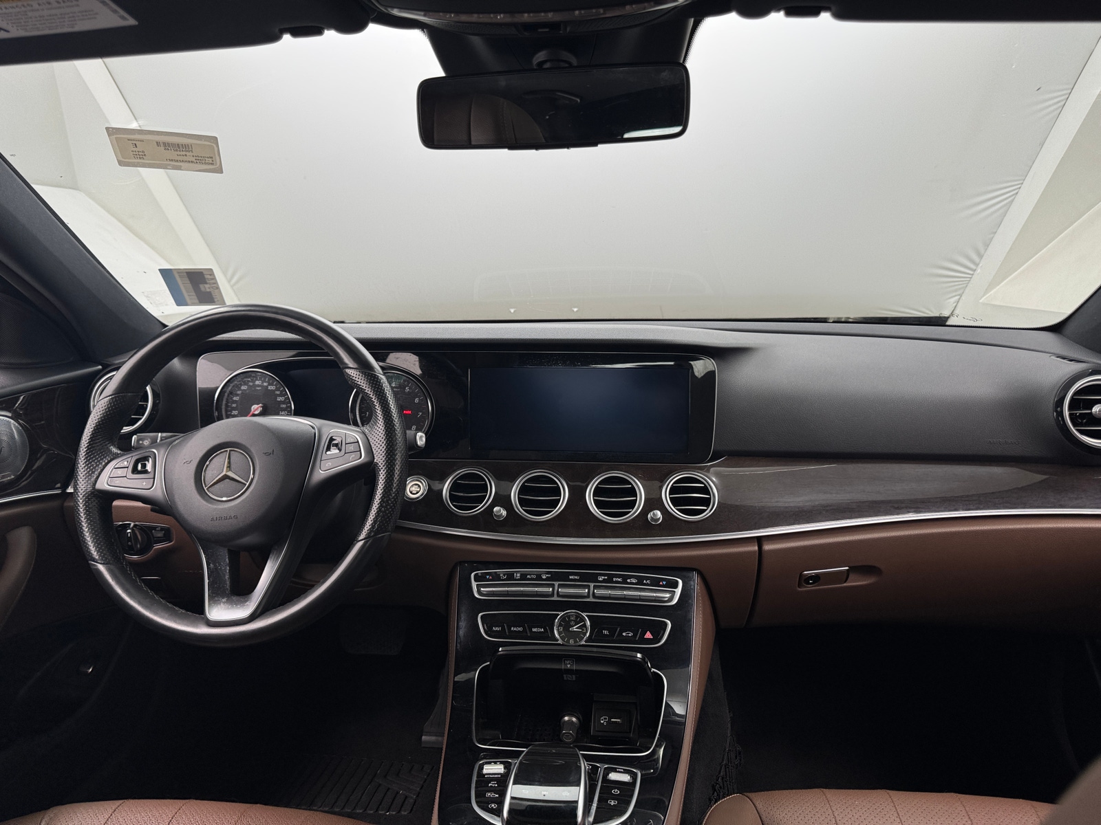 Thumbnail: 2017 Mercedes-Benz E-Class - 2