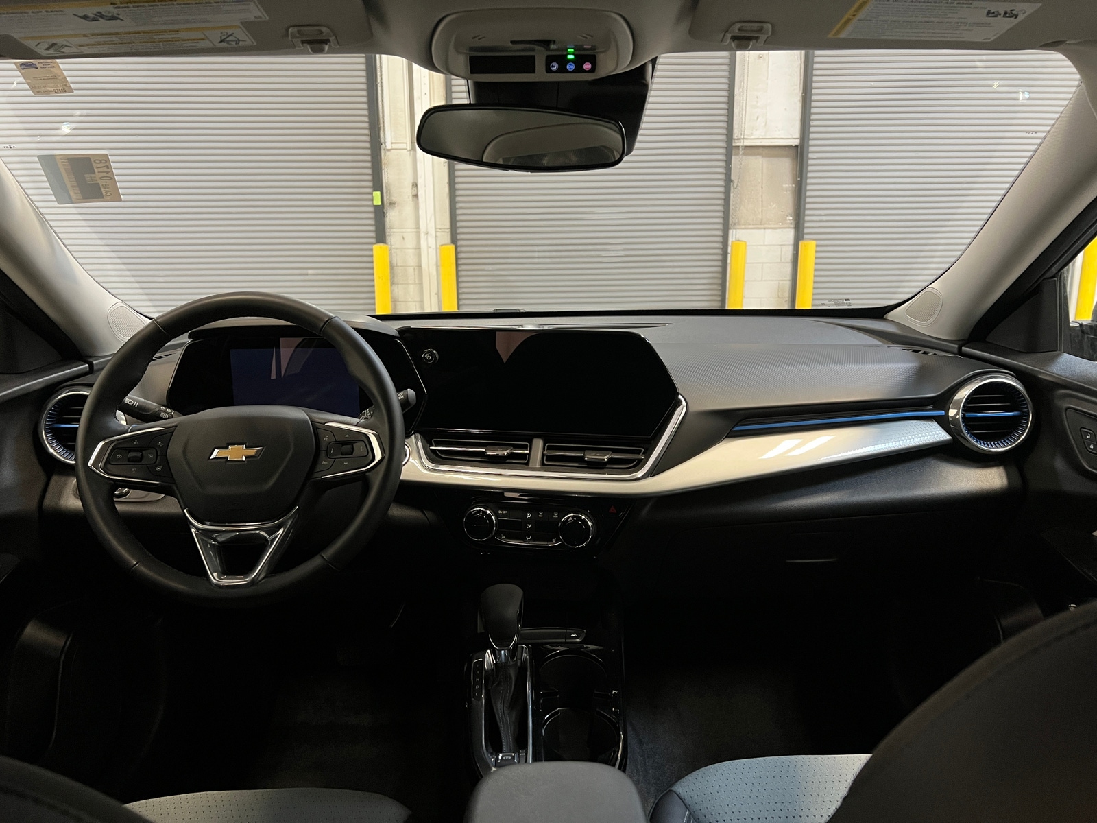 Thumbnail: 2025 Chevrolet Trax - 3