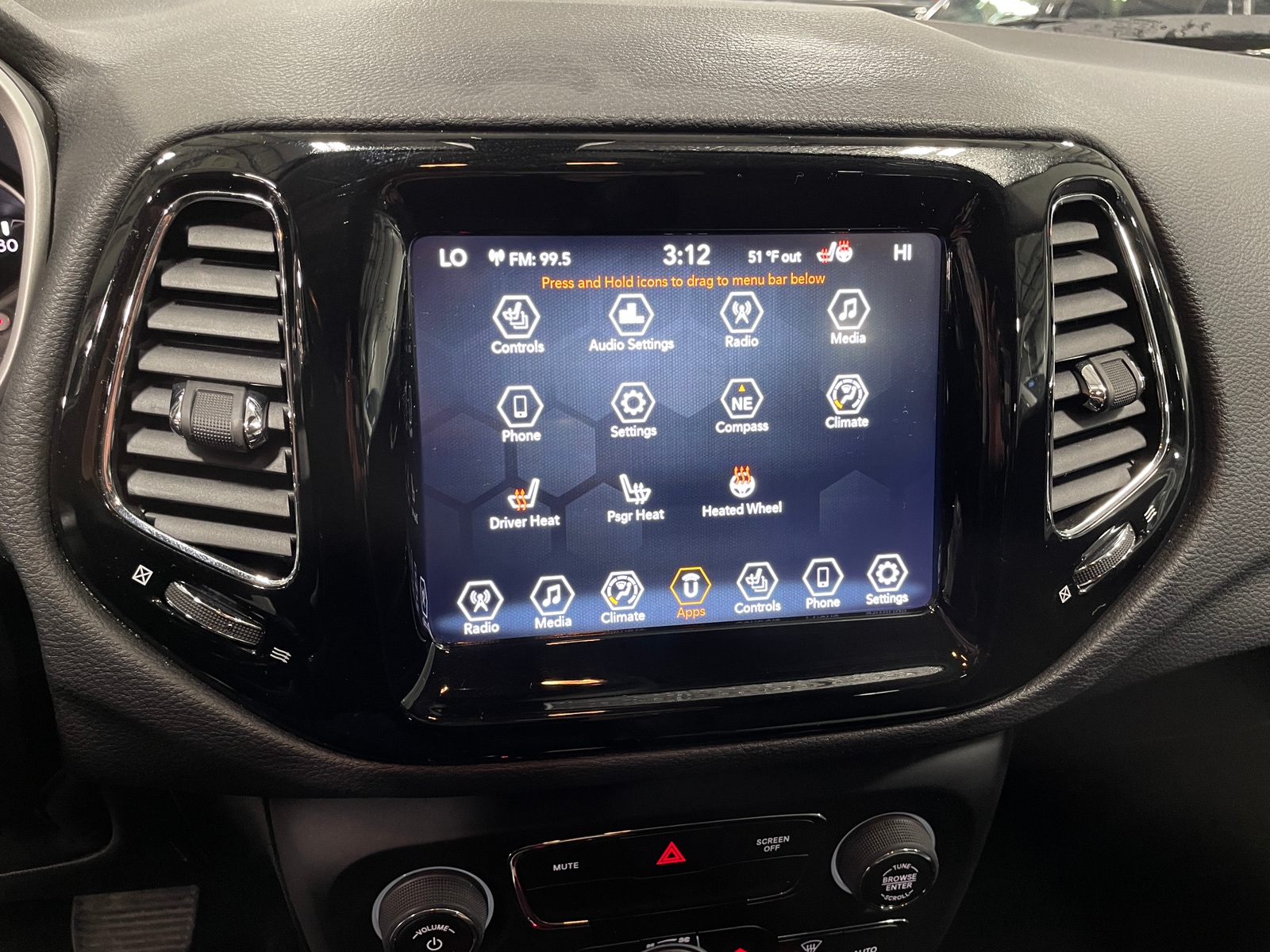 Thumbnail: 2020 Jeep Compass - 3