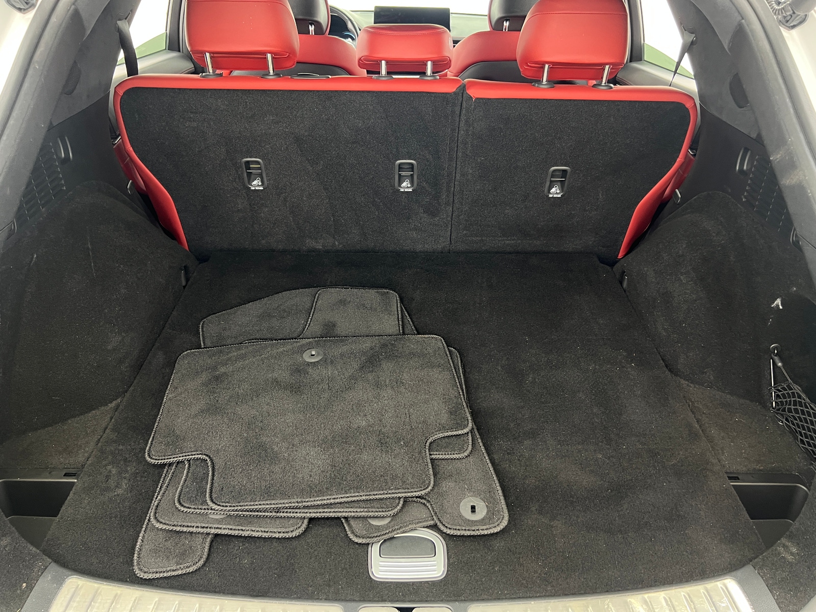 Thumbnail: 2022 Genesis GV70 - 6