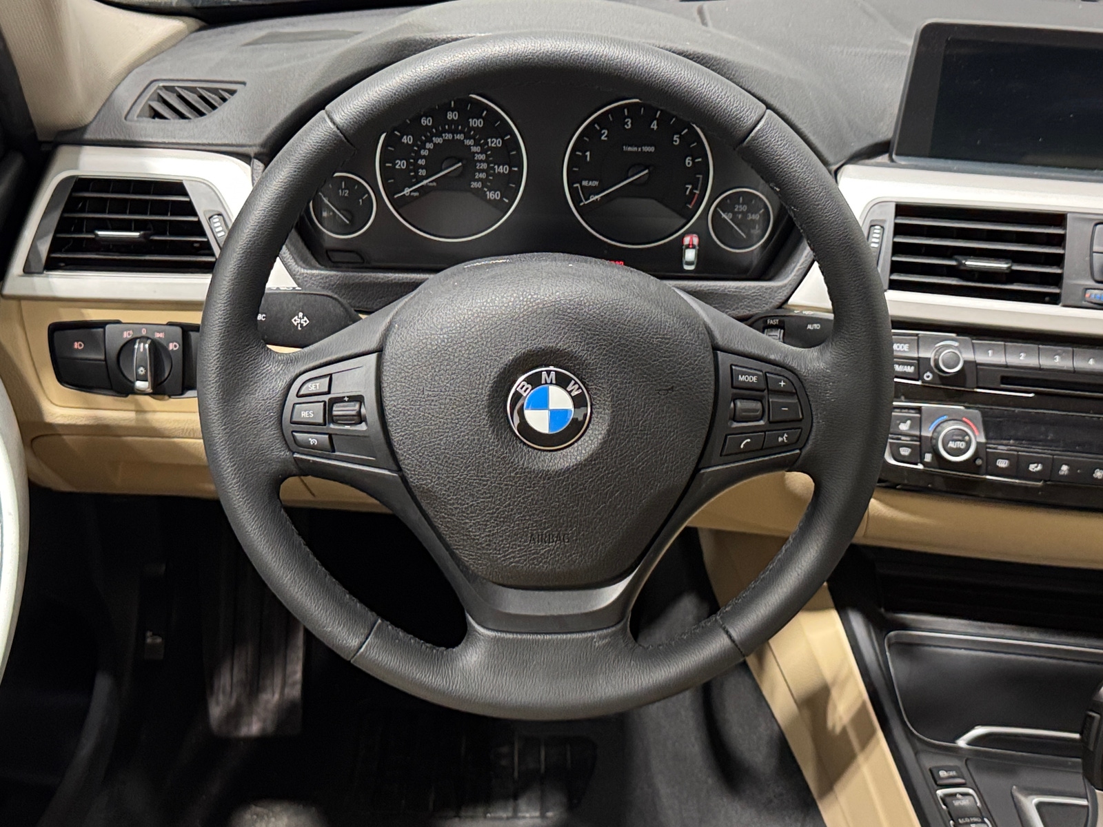 Thumbnail: 2018 BMW 3 Series - 4