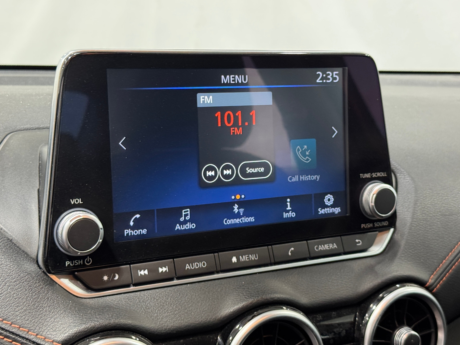 Thumbnail: 2022 Nissan Sentra - 4