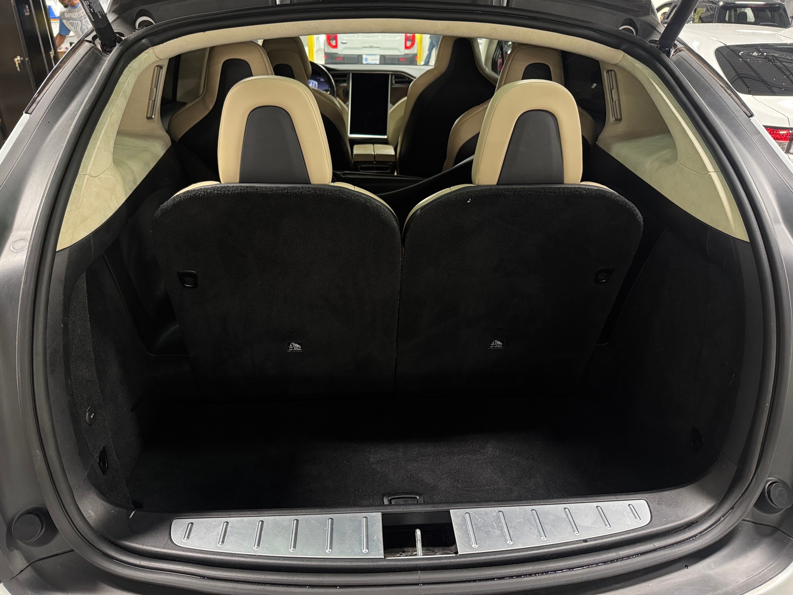 Thumbnail: 2017 Tesla Model X - 6