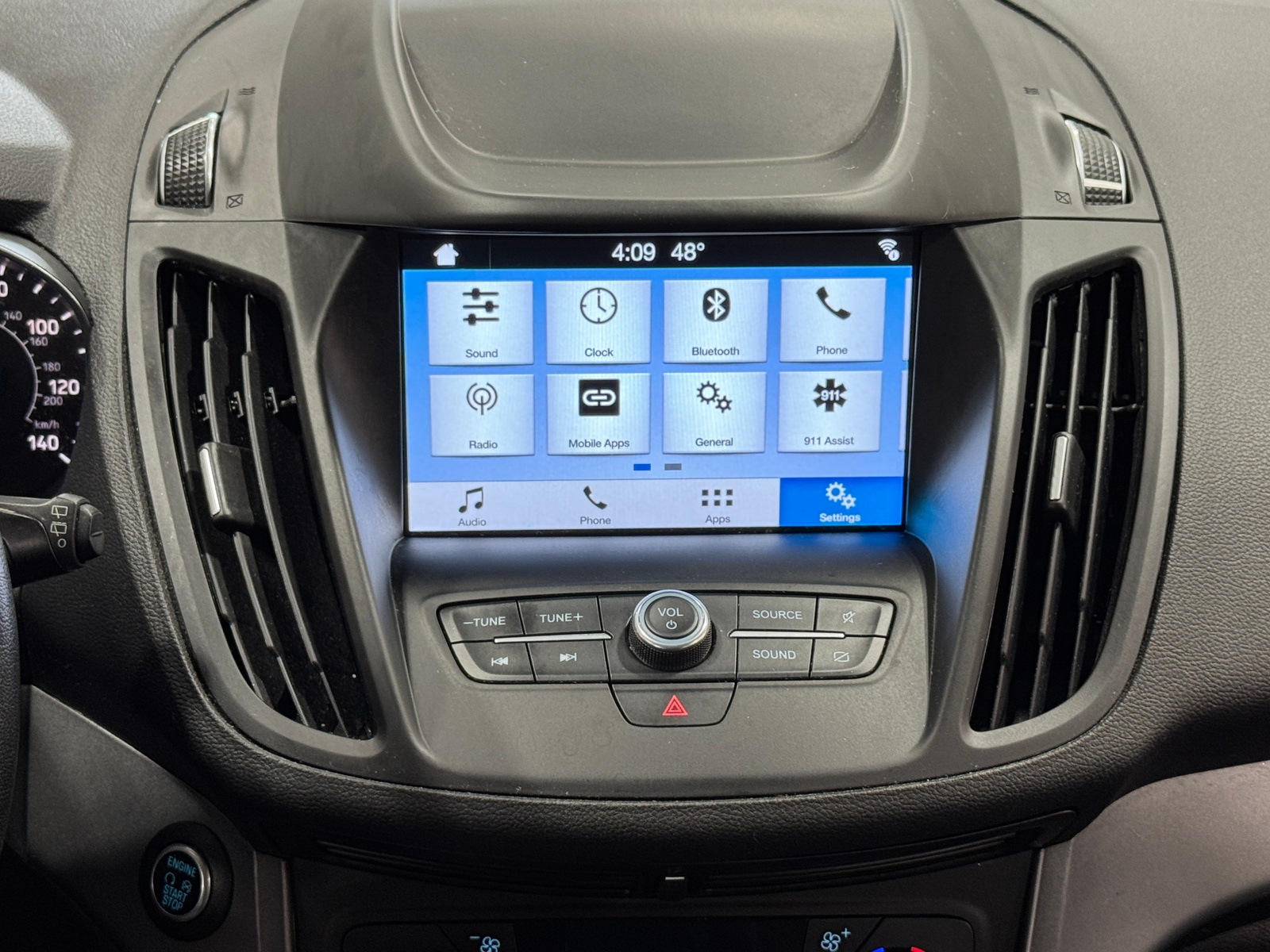 Thumbnail: 2019 Ford Escape - 3