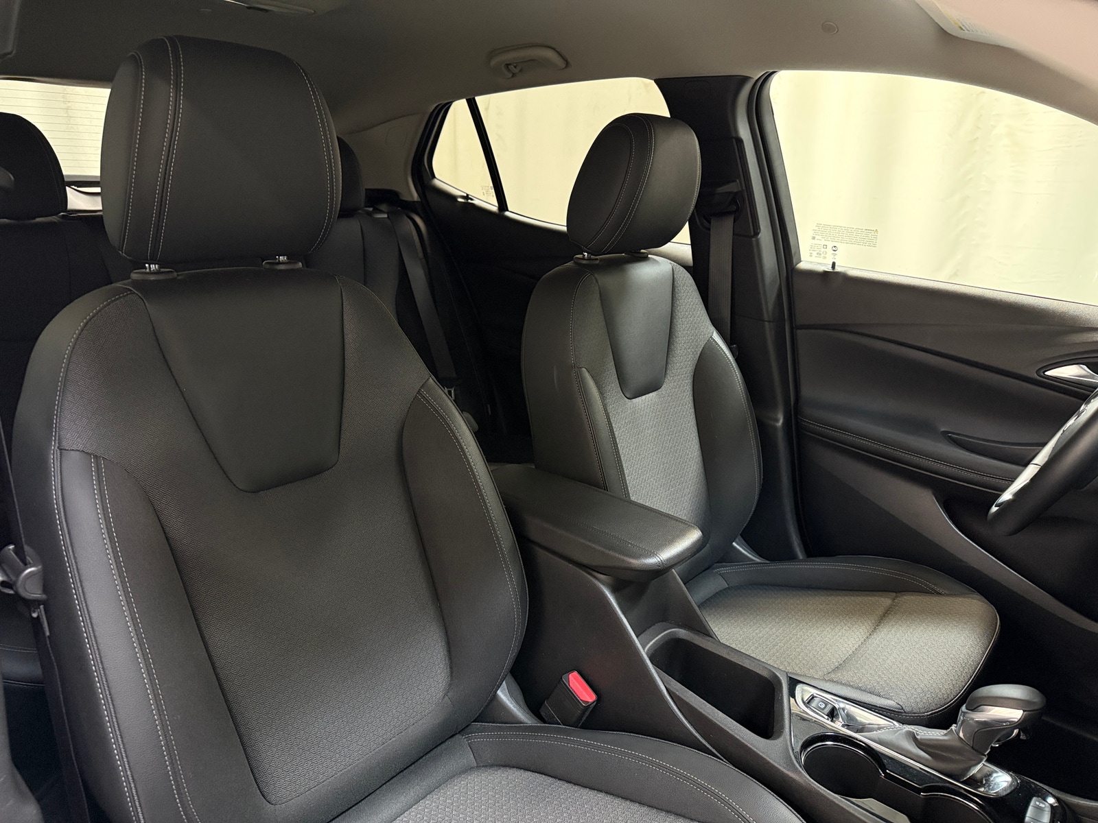 Thumbnail: 2025 Buick Encore GX - 2