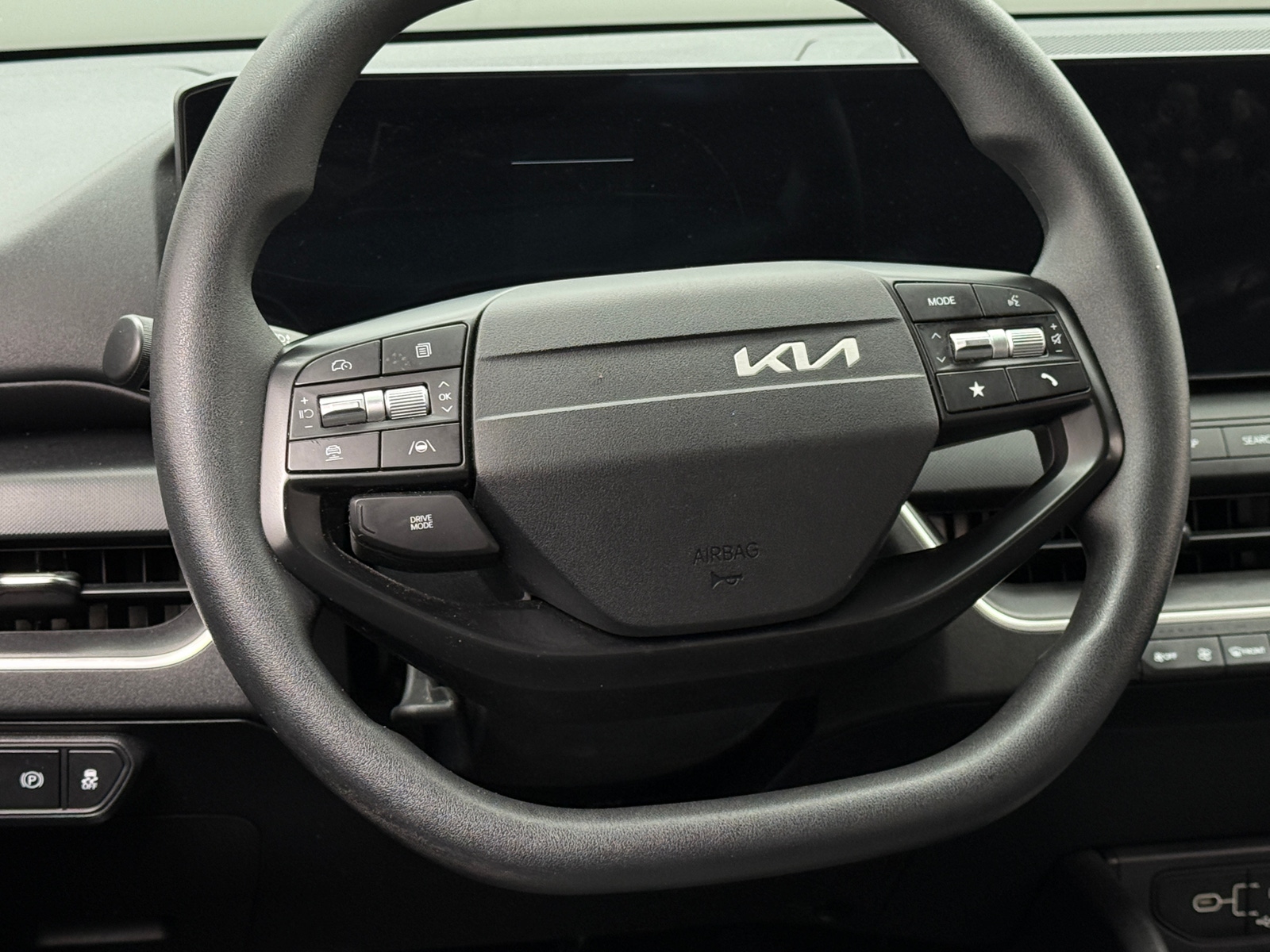 Thumbnail: 2025 Kia K4 - 5