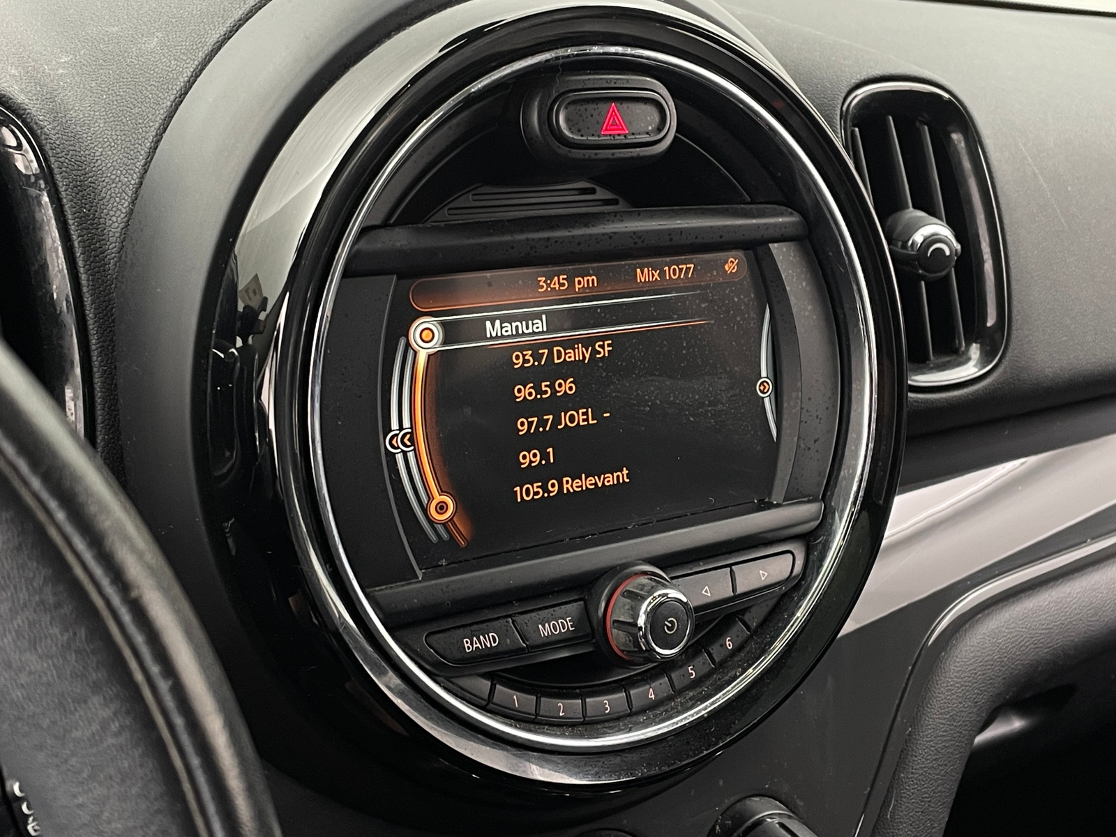 Thumbnail: 2017 MINI Cooper Countryman - 3