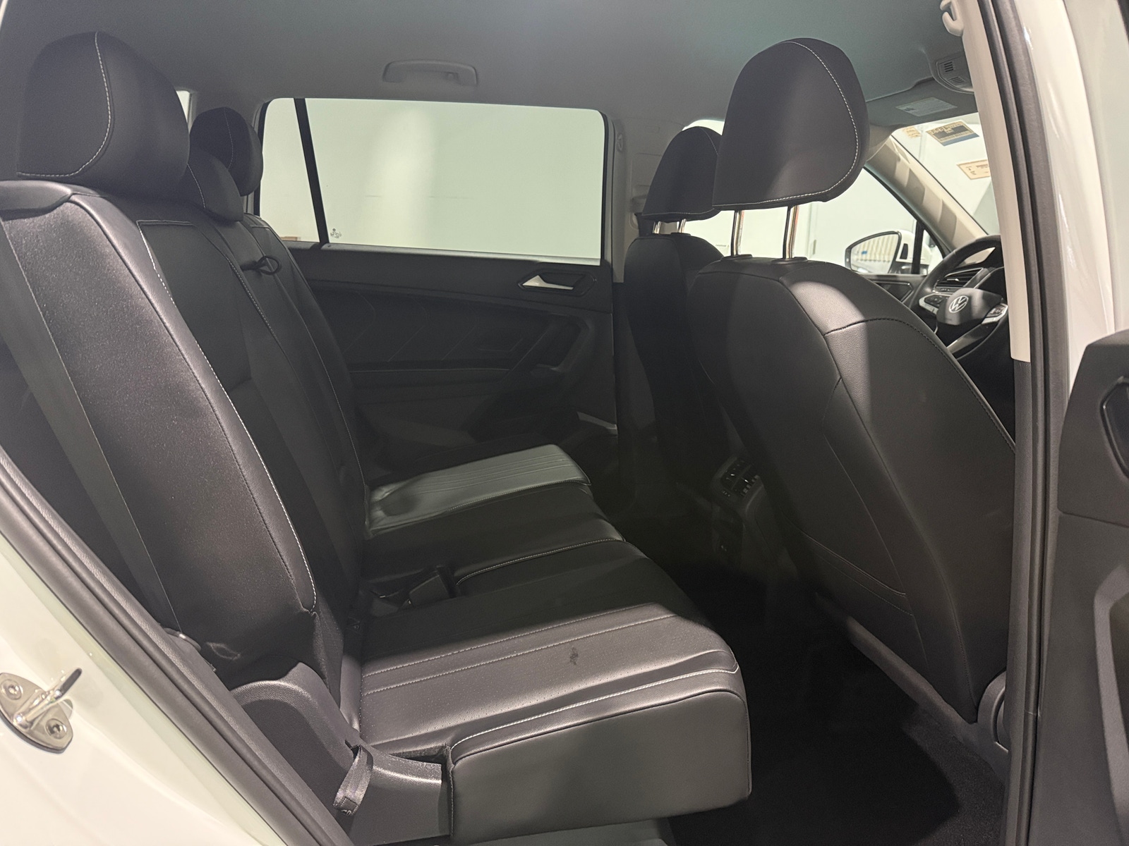 Thumbnail: 2024 Volkswagen Tiguan - 5