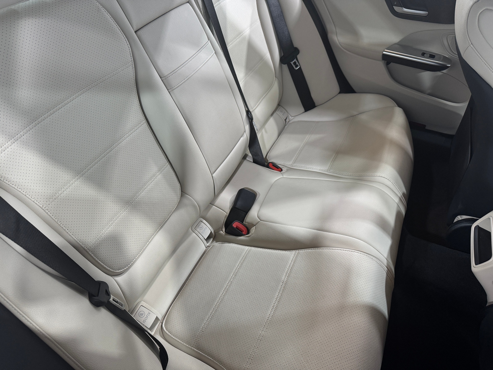 Thumbnail: 2025 Mercedes-Benz C-Class - 5