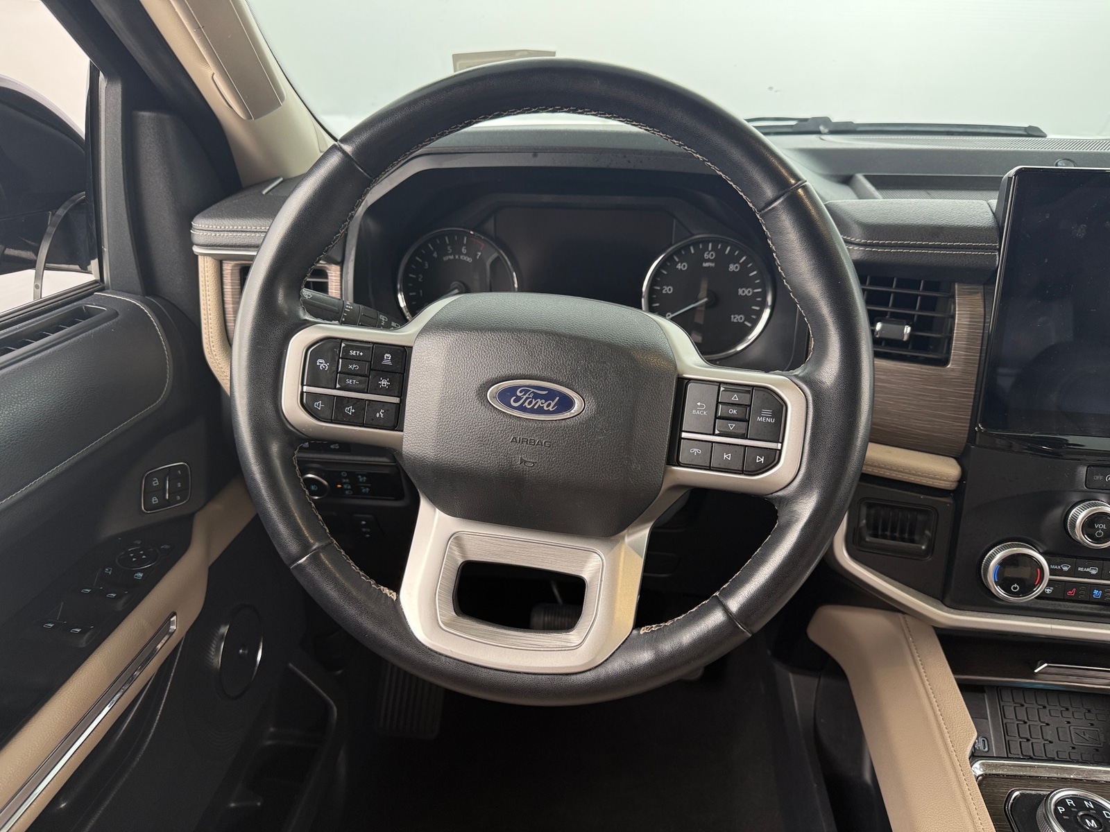 Thumbnail: 2024 Ford Expedition MAX - 4
