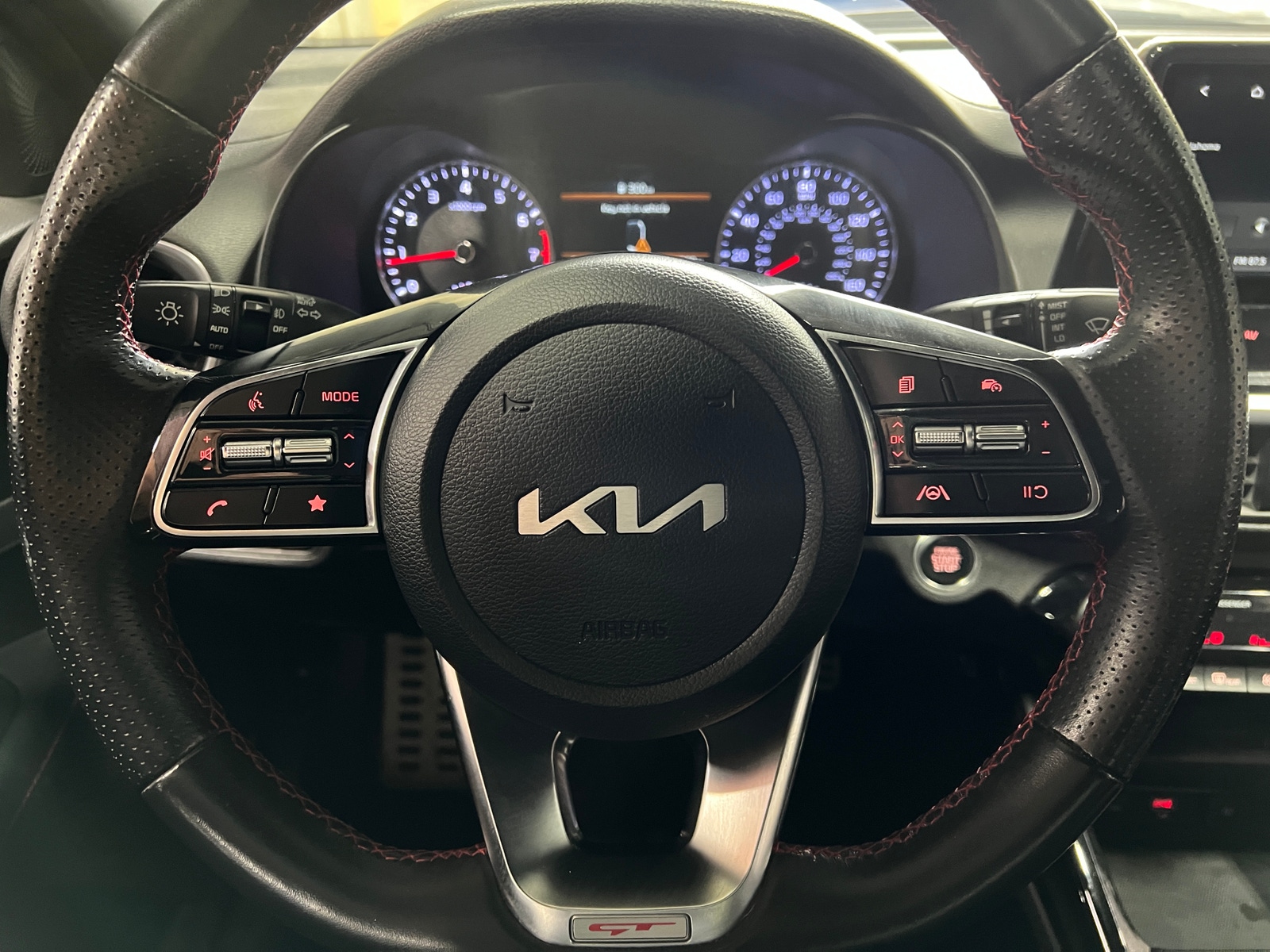 Thumbnail: 2022 Kia Forte - 4