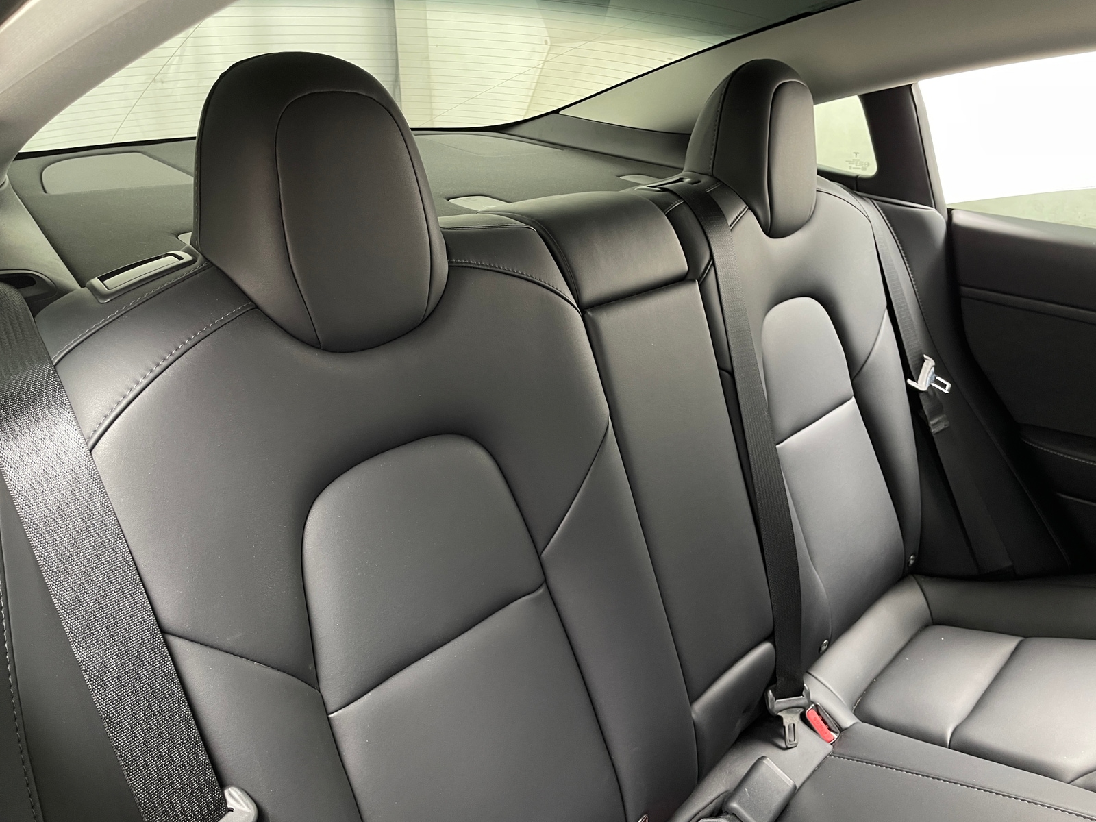 Thumbnail: 2022 Tesla Model 3 - 5