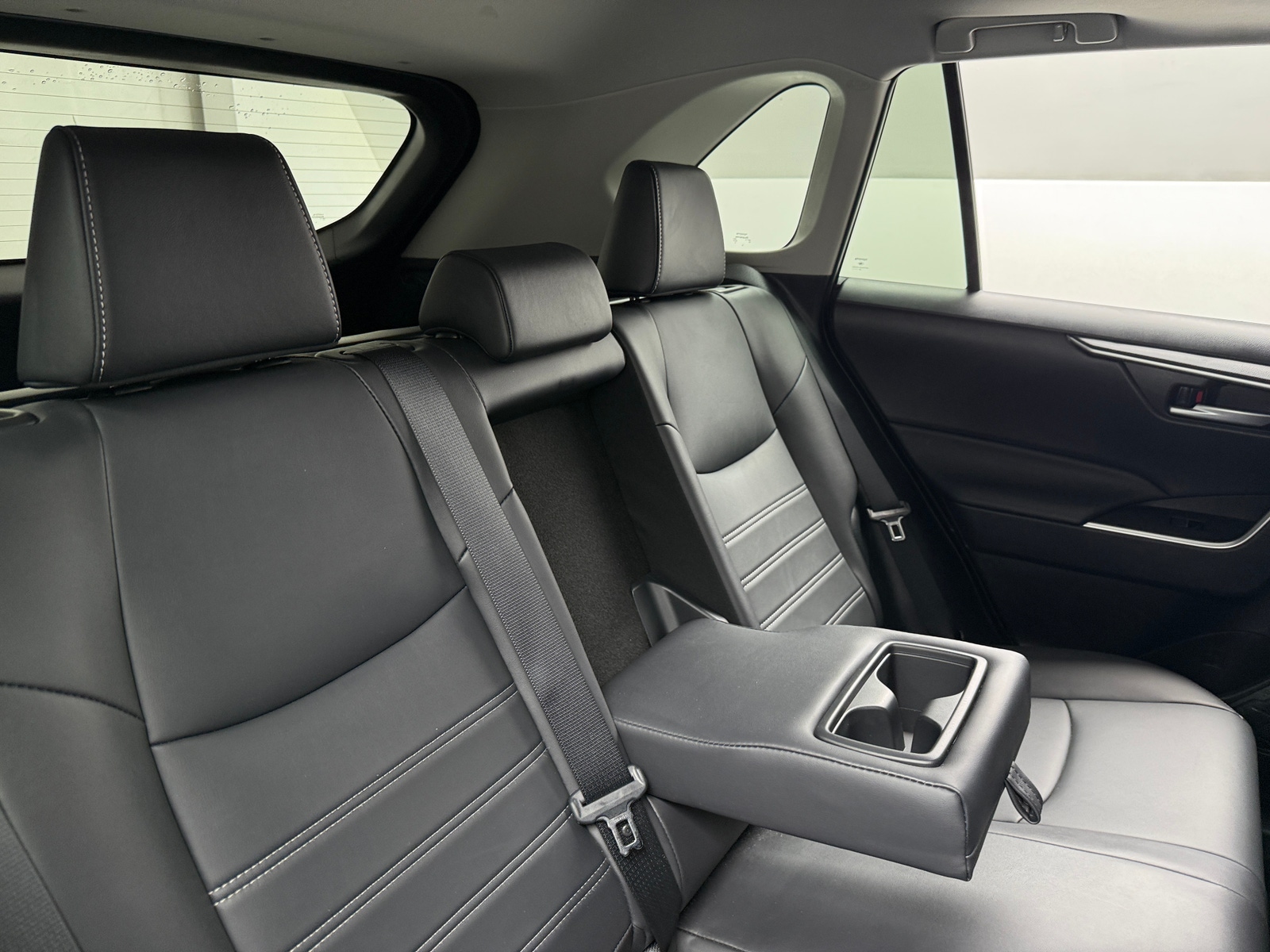 Thumbnail: 2025 Toyota RAV4 - 5