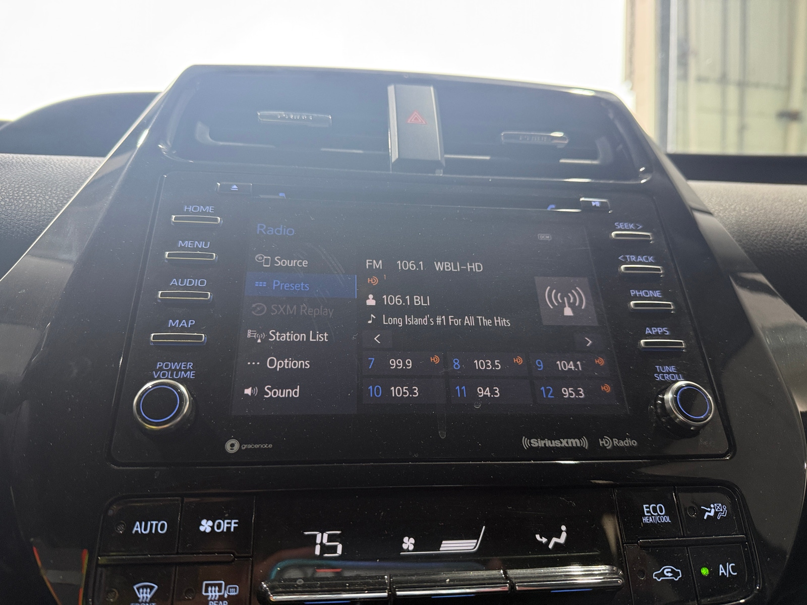 Thumbnail: 2020 Toyota Prius Prime - 4