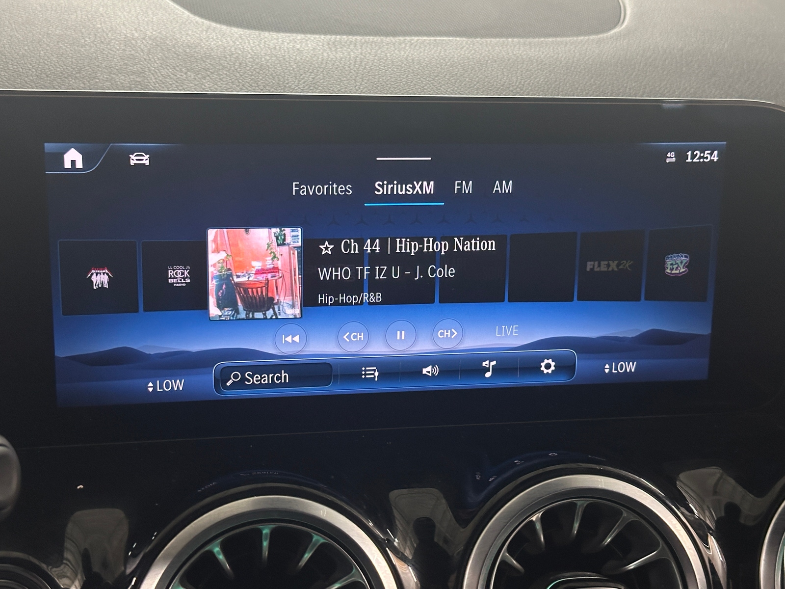 Thumbnail: 2025 Mercedes-Benz GLA - 3