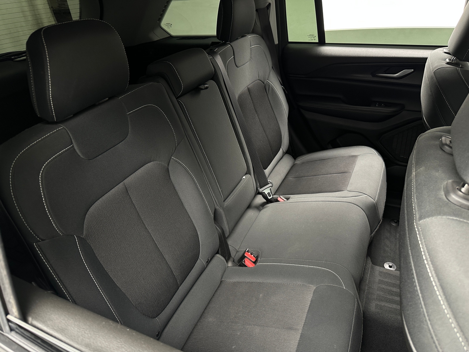 Thumbnail: 2024 Jeep Grand Cherokee - 6