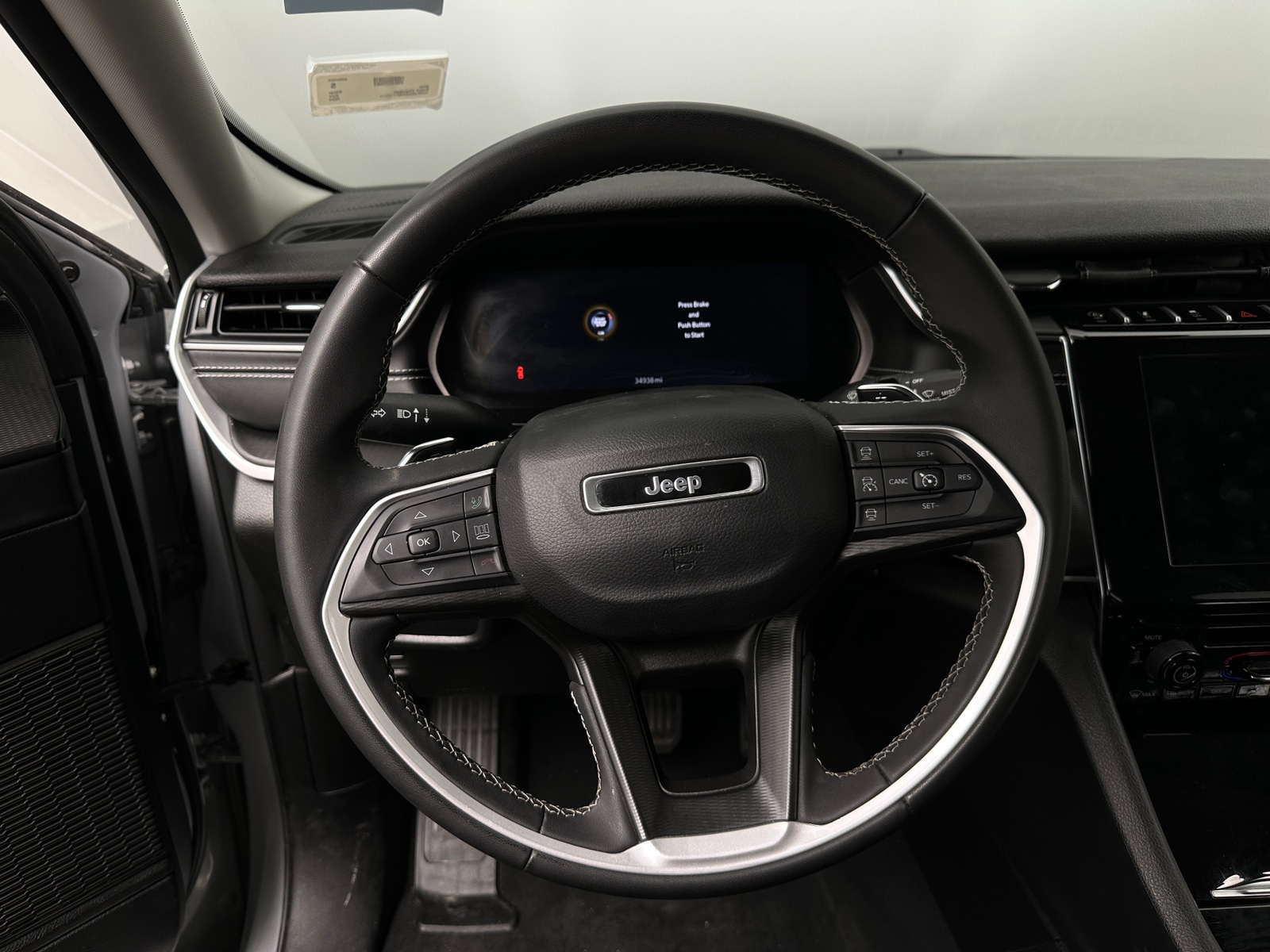 Thumbnail: 2024 Jeep Grand Cherokee - 5