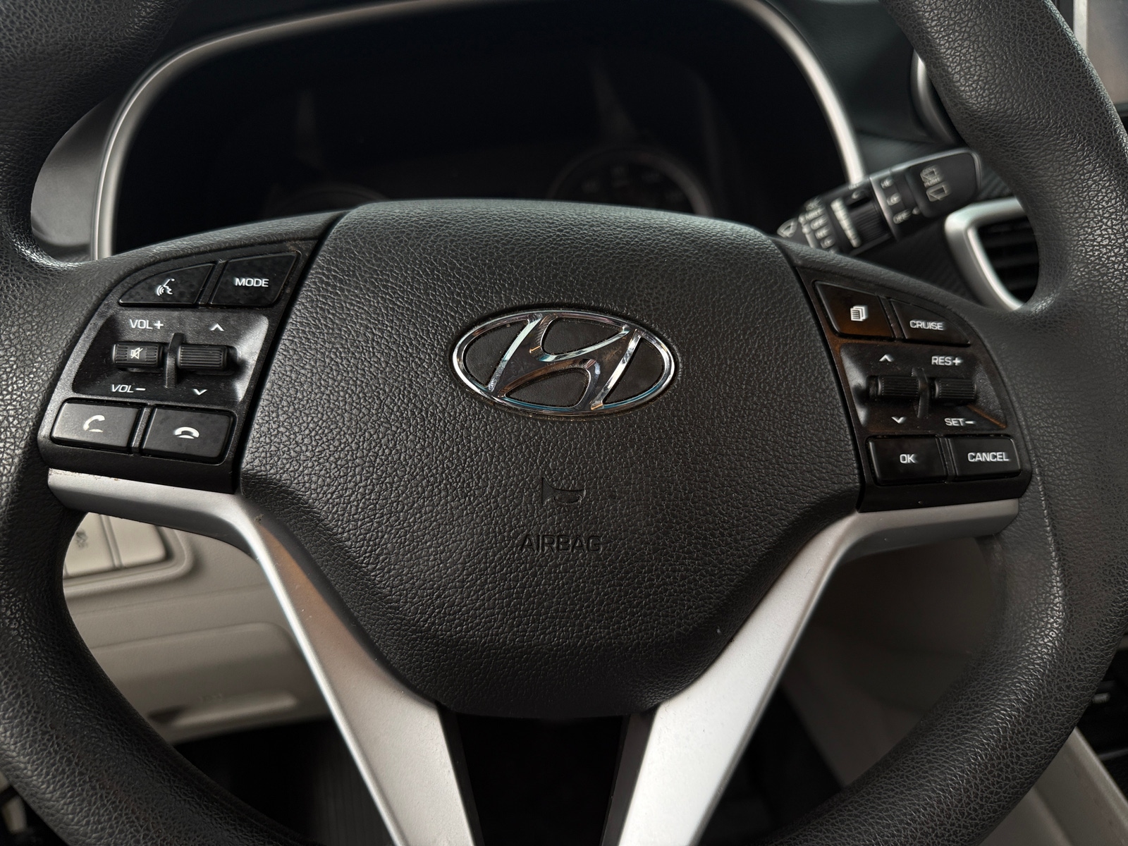 Thumbnail: 2020 Hyundai Tucson - 5