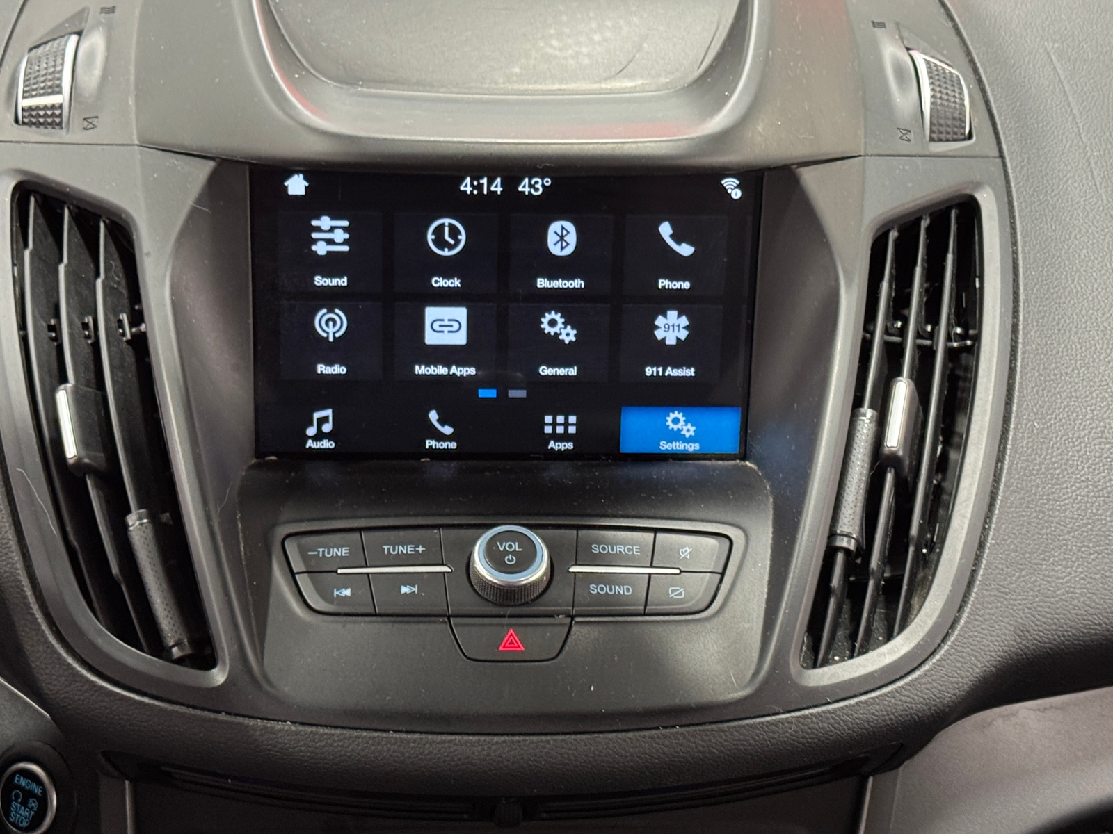 Thumbnail: 2019 Ford Escape - 4