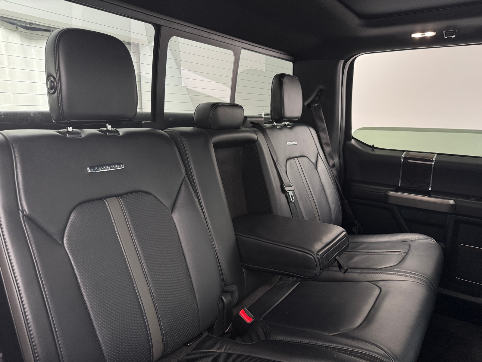 Thumbnail: 2017 Ford Econoline - 5