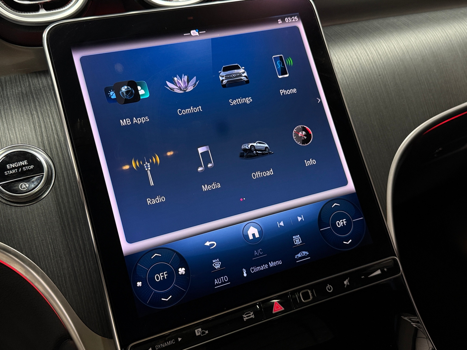 Thumbnail: 2023 Mercedes-Benz GLC - 3