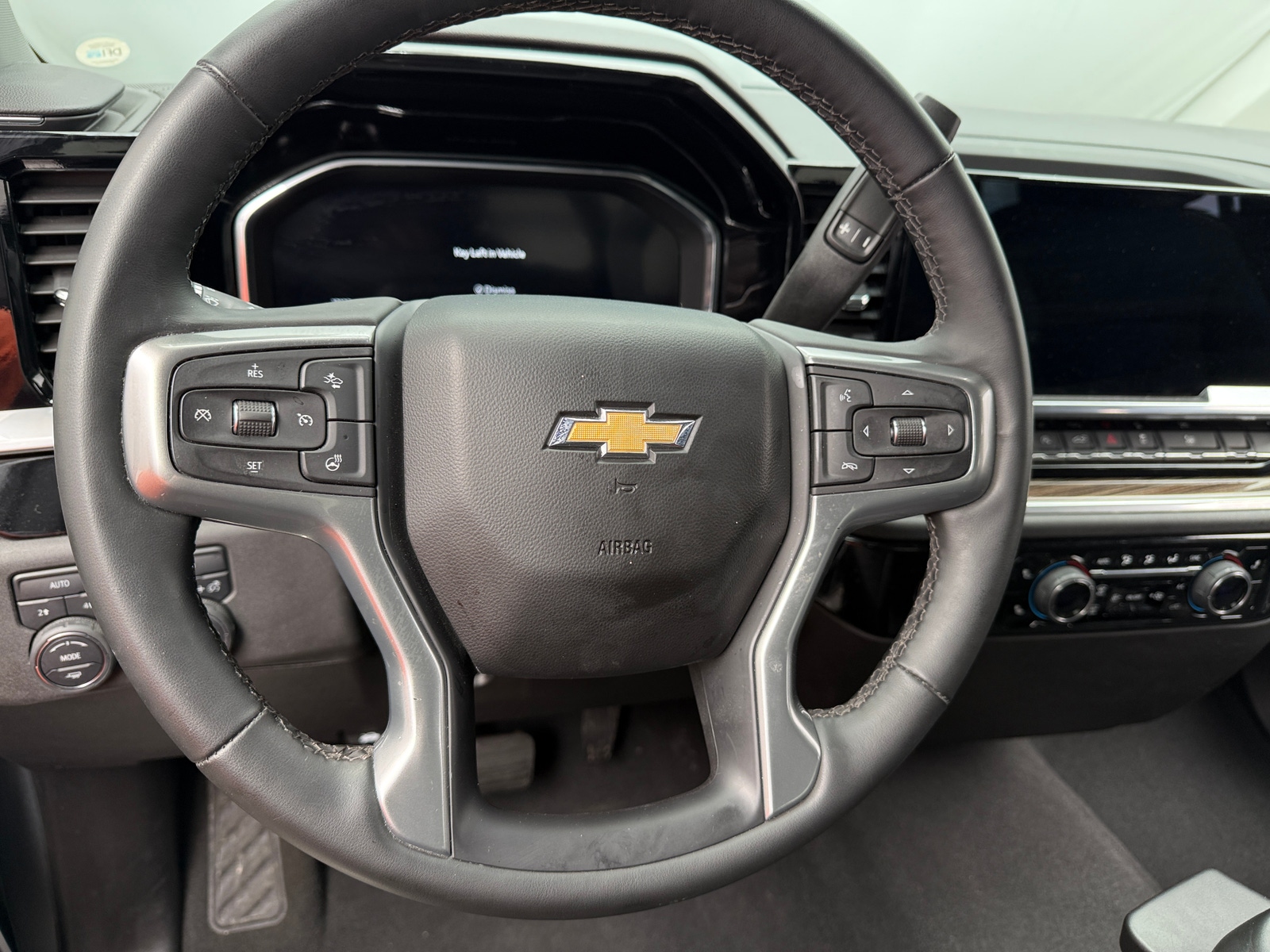 Thumbnail: 2024 Chevrolet Silverado 1500 - 5