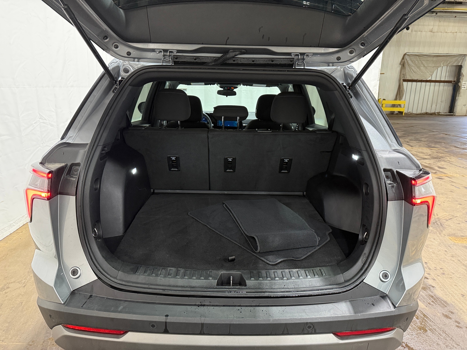 Thumbnail: 2025 Chevrolet Equinox - 7