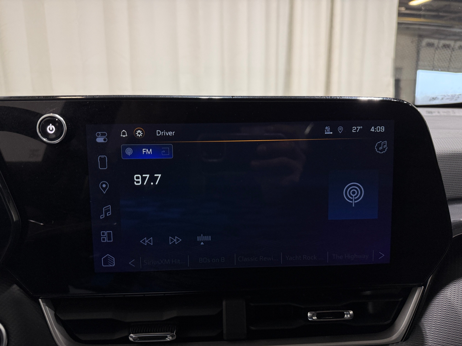 Thumbnail: 2025 Chevrolet Equinox - 4