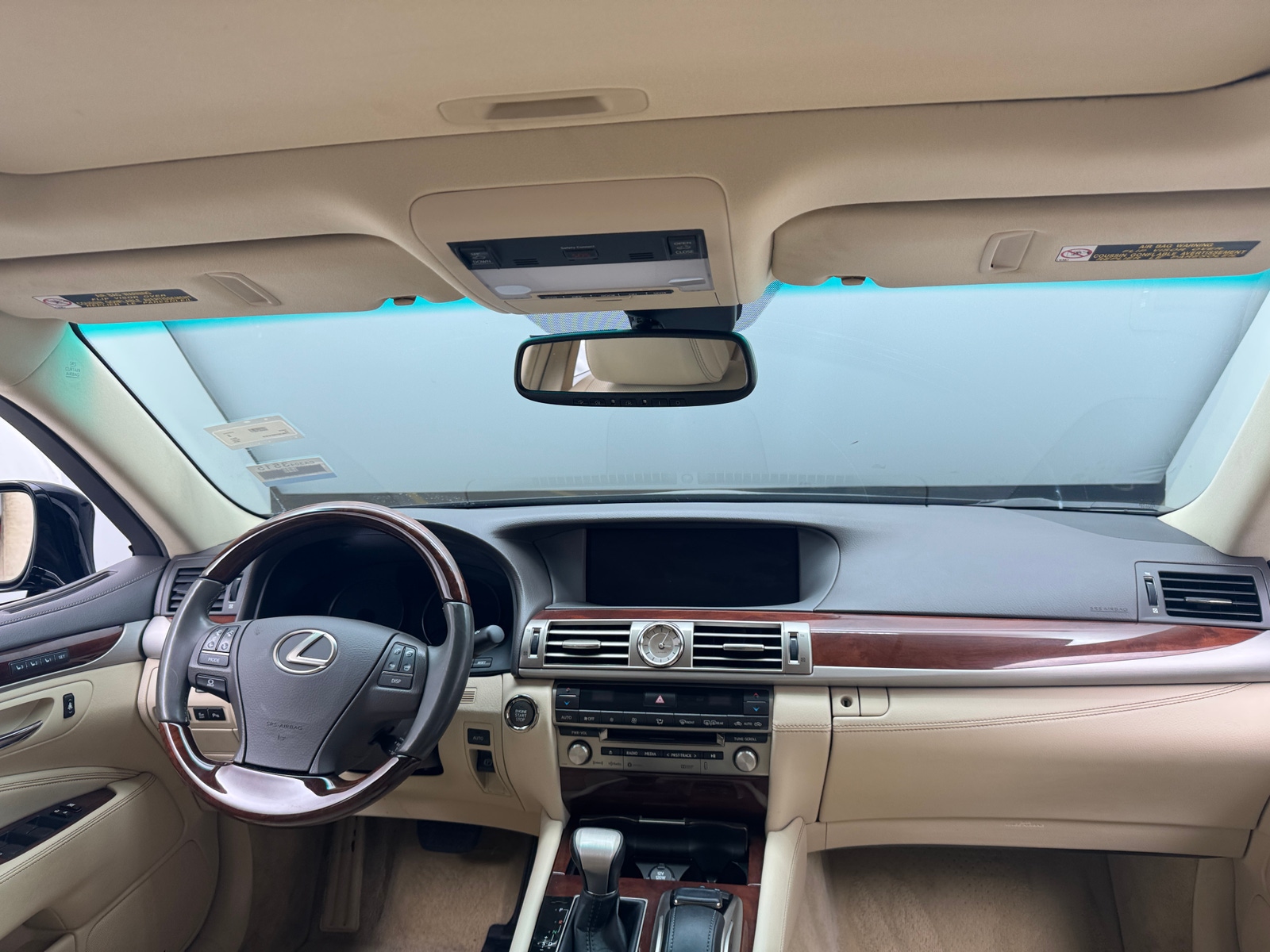 Thumbnail: 2016 Lexus LS - 2