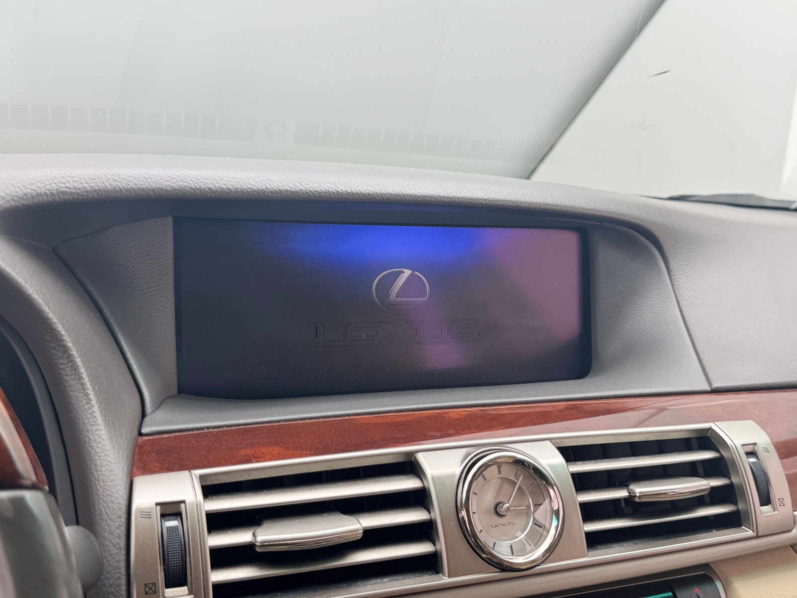 Thumbnail: 2016 Lexus LS - 3