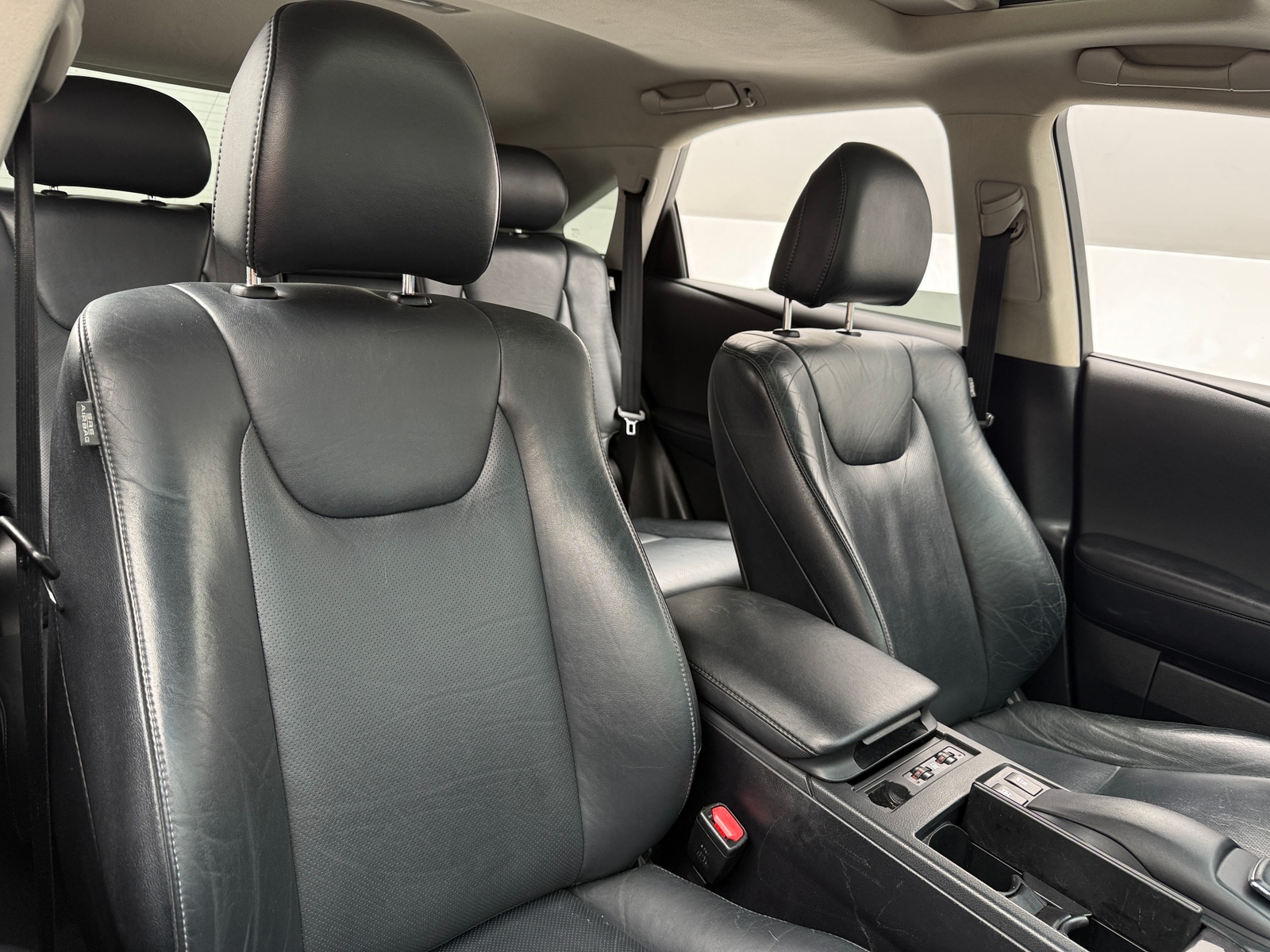 Thumbnail: 2015 Lexus RX - 2