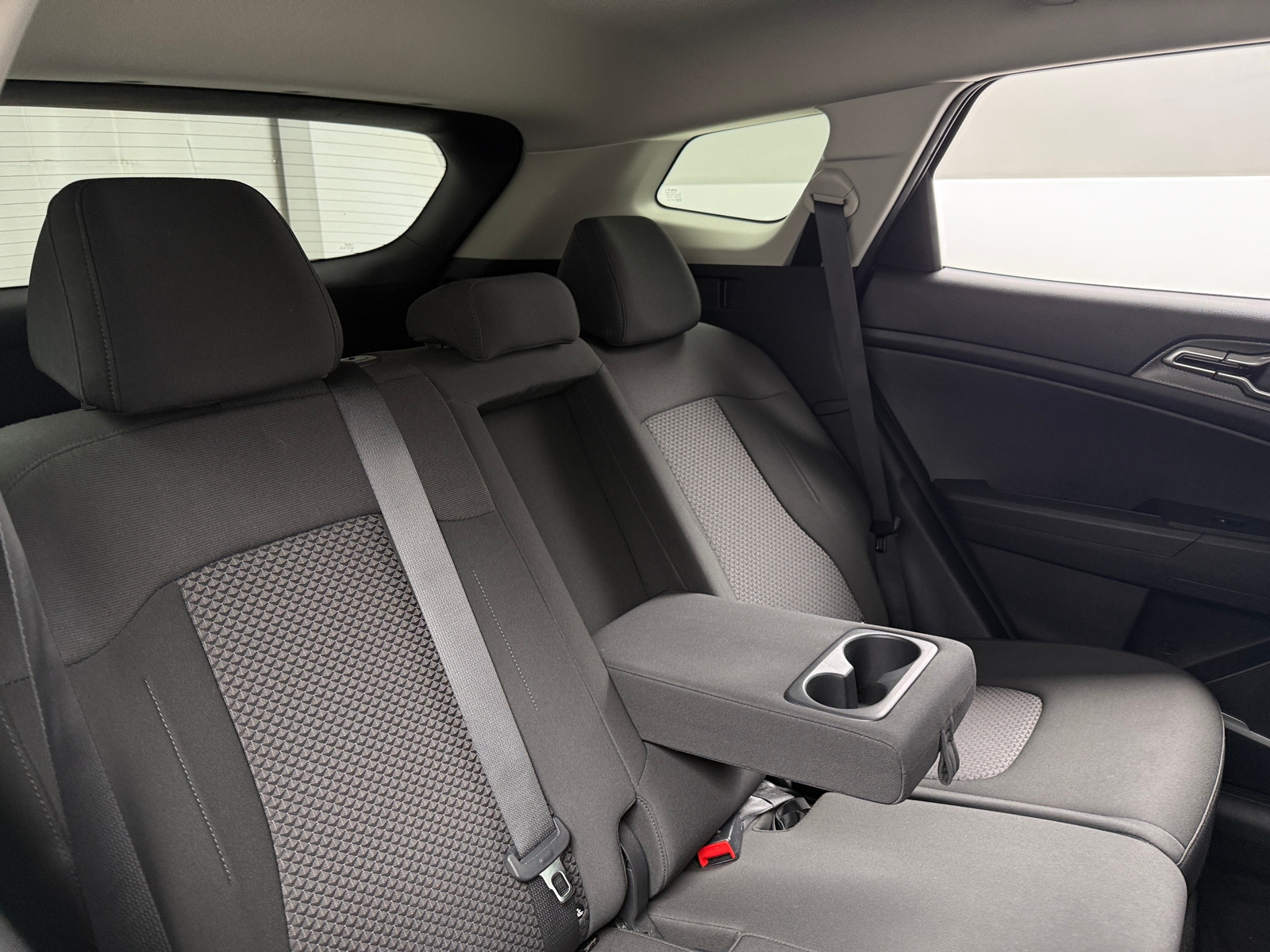 Thumbnail: 2025 Kia Sportage - 6