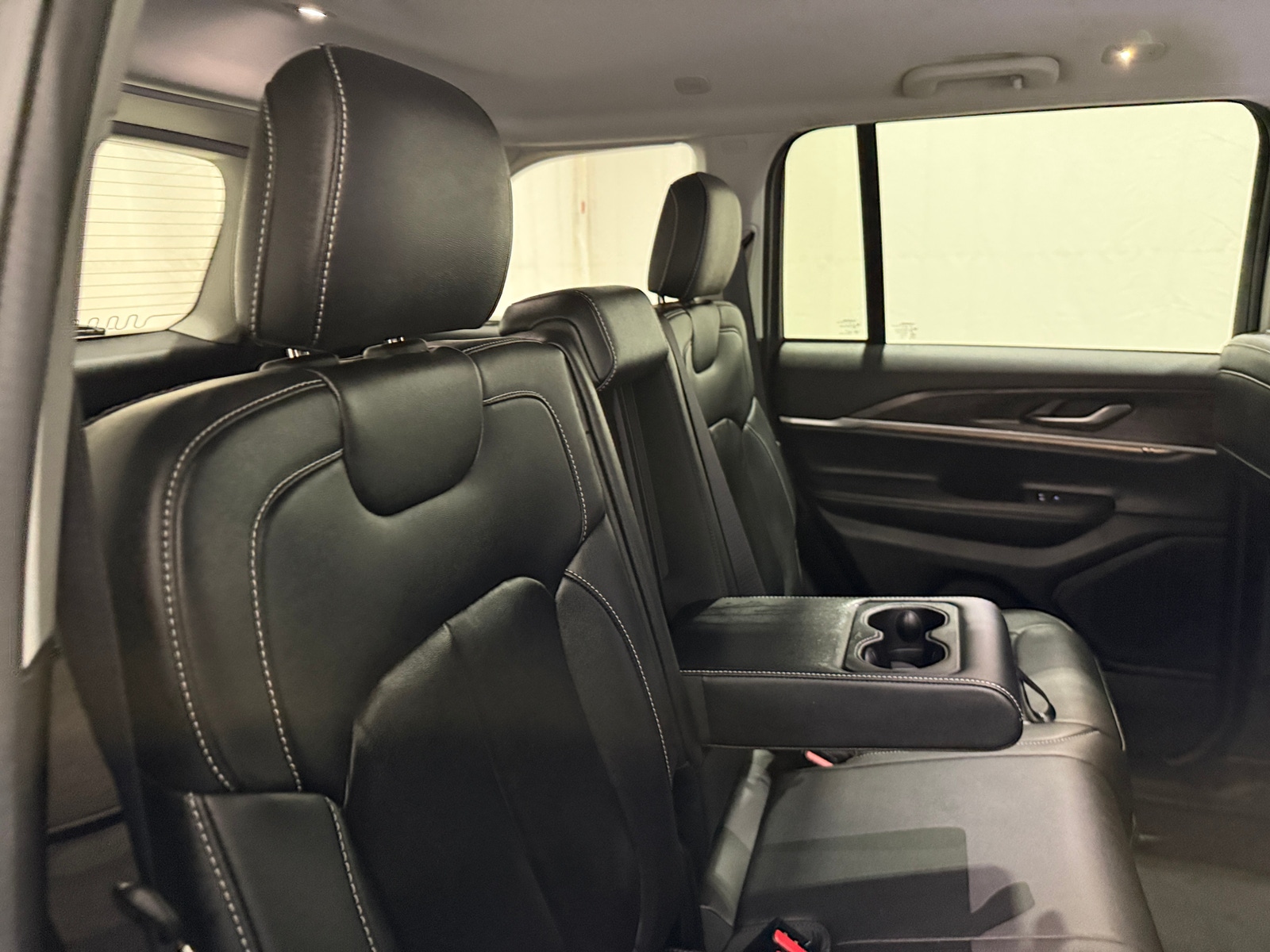 Thumbnail: 2023 Jeep Grand Cherokee - 5