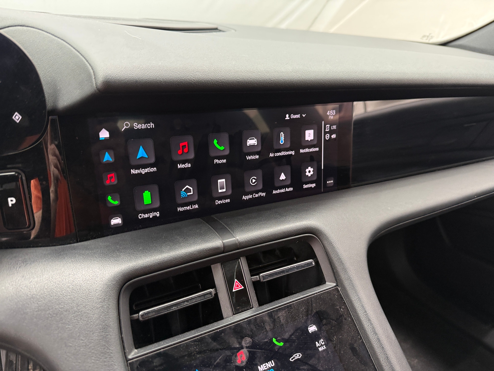 Thumbnail: 2022 Porsche Taycan - 3