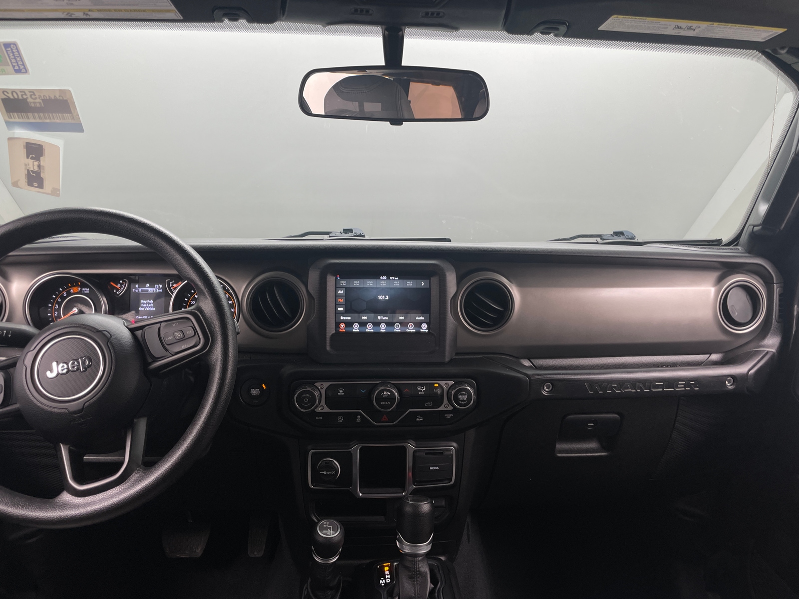 Thumbnail: 2022 Jeep Wrangler - 3