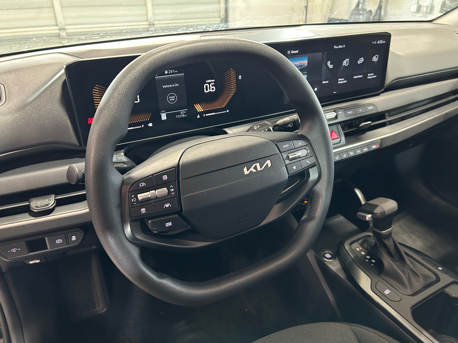 Thumbnail: 2025 Kia K4 - 5