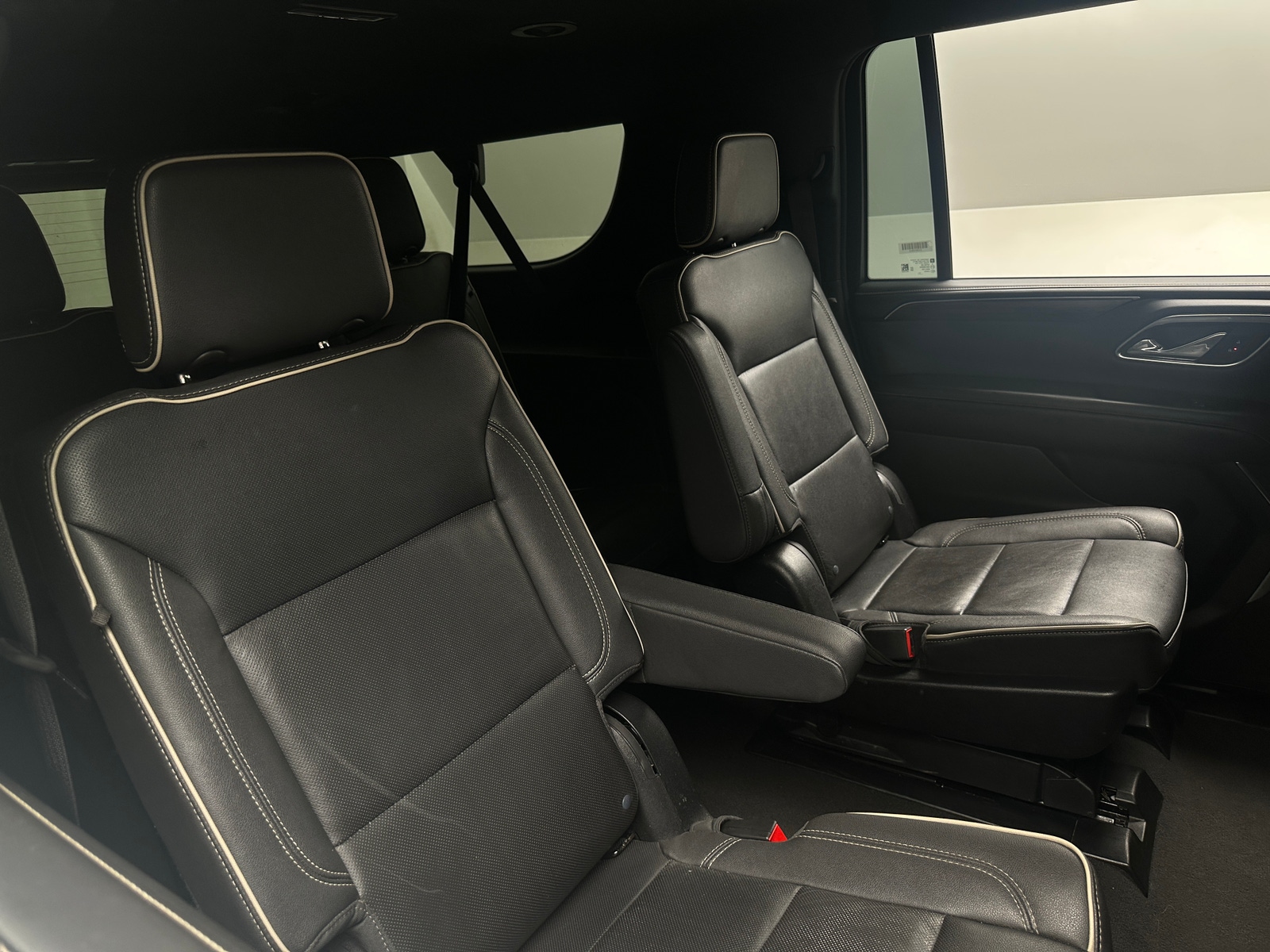 Thumbnail: 2023 Chevrolet Suburban - 5