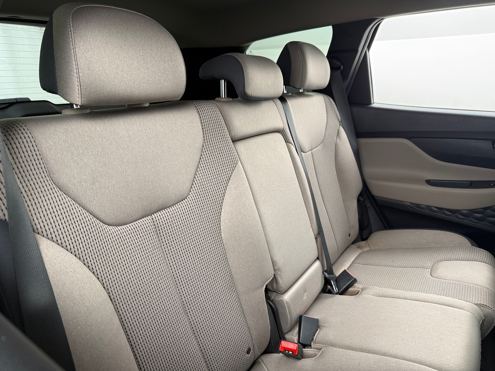 Thumbnail: 2022 Hyundai Santa Fe - 6