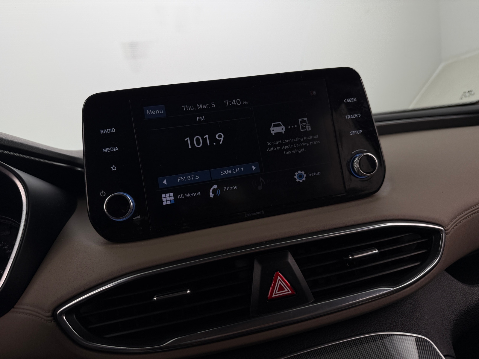 Thumbnail: 2022 Hyundai Santa Fe - 4