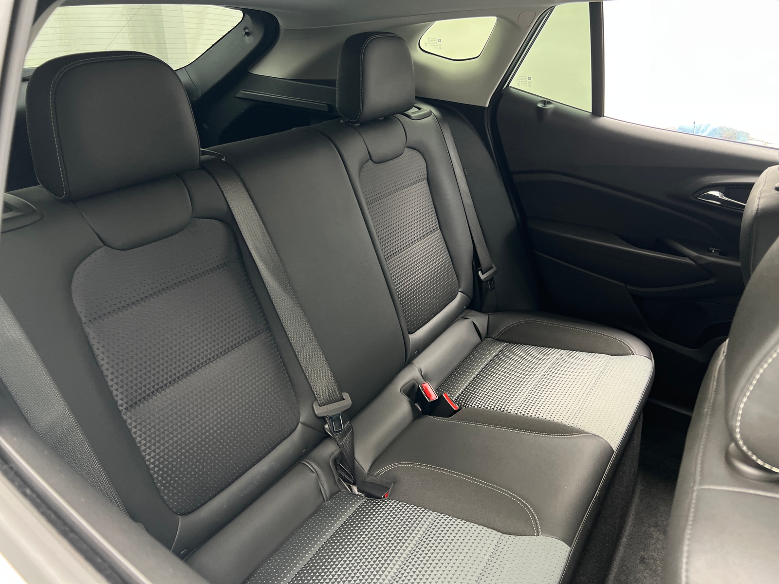 Thumbnail: 2025 Chevrolet Trax - 6