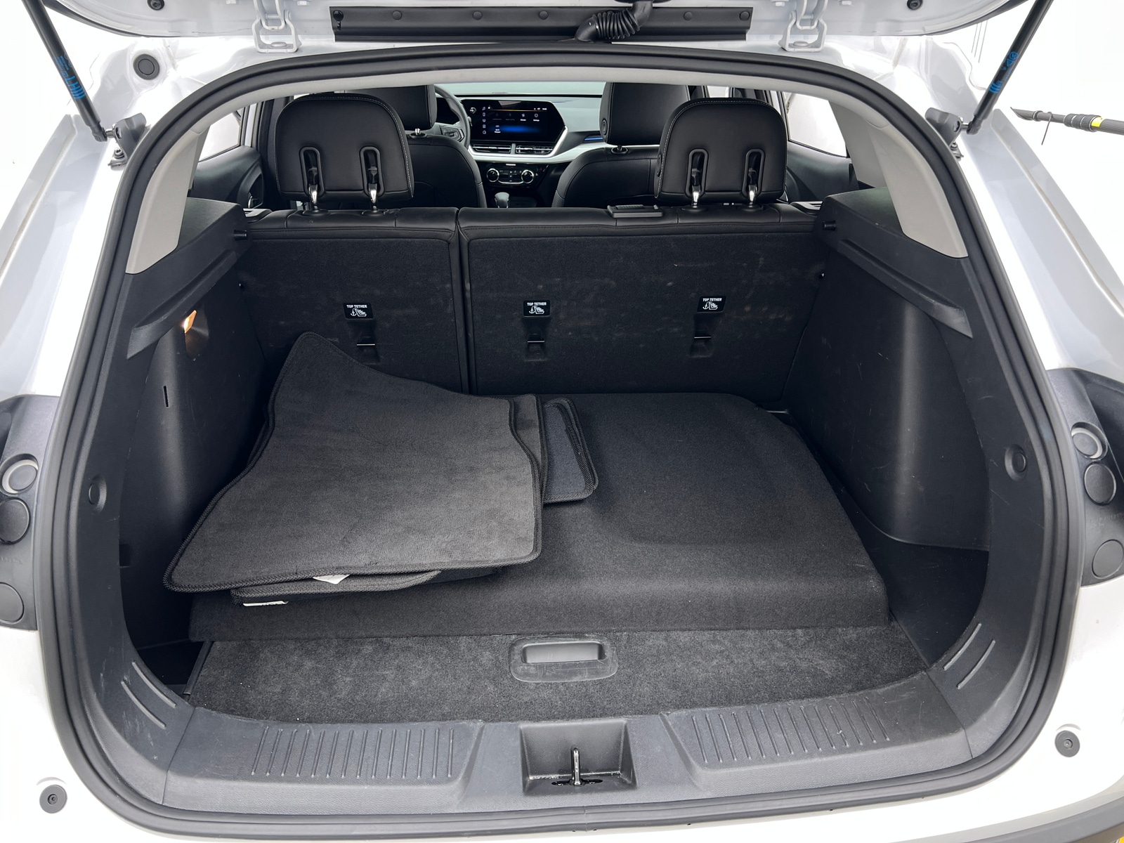 Thumbnail: 2025 Chevrolet Trax - 7