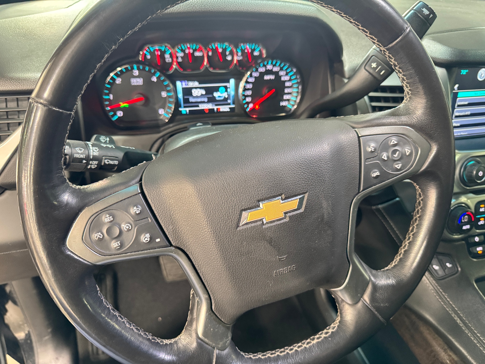 Thumbnail: 2019 Chevrolet Tahoe - 4