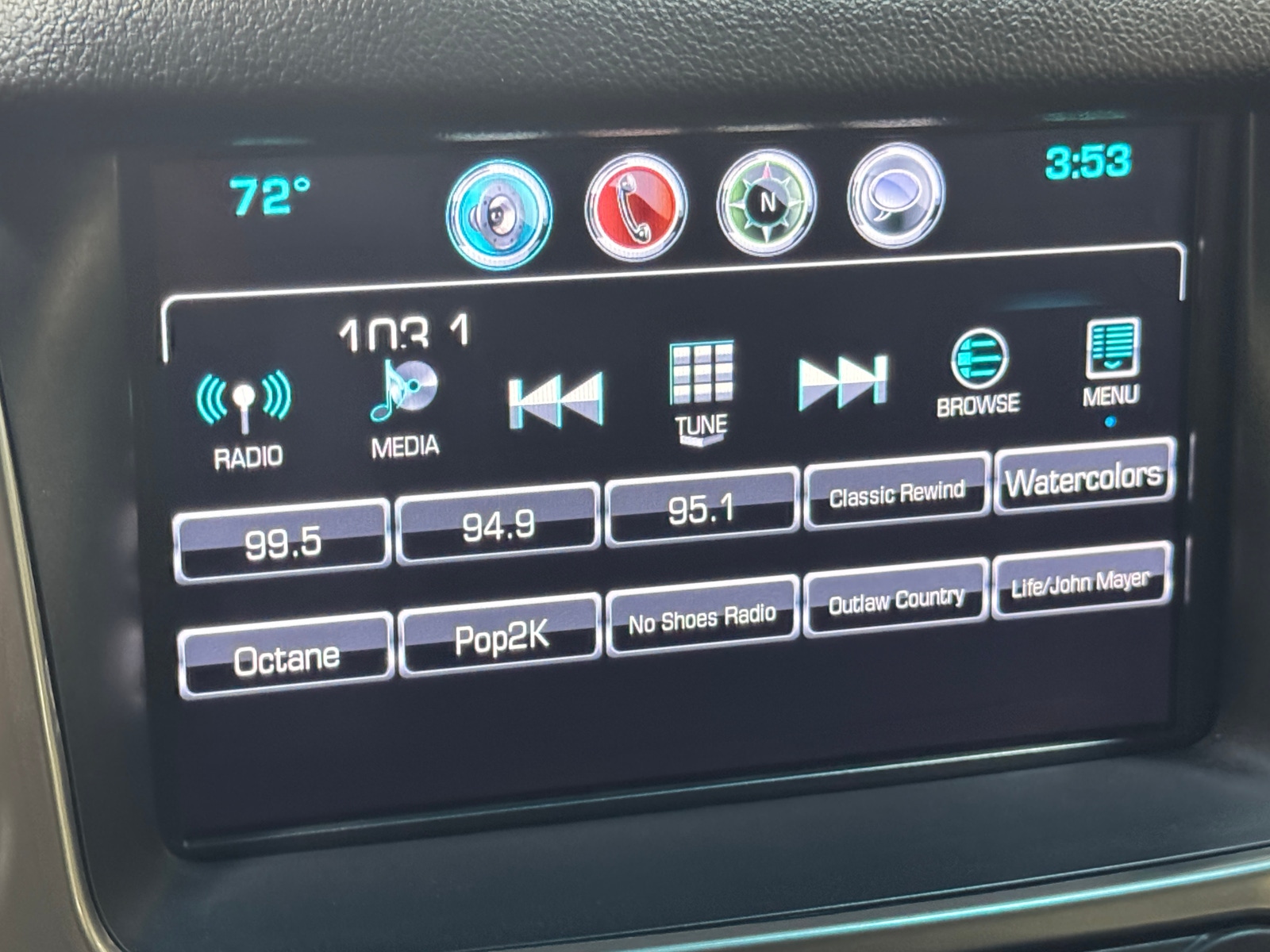 Thumbnail: 2019 Chevrolet Tahoe - 3