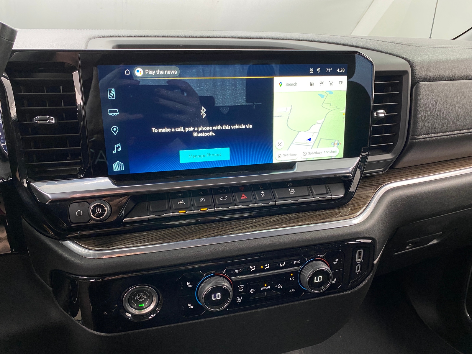 Thumbnail: 2024 Chevrolet Silverado 1500 - 4