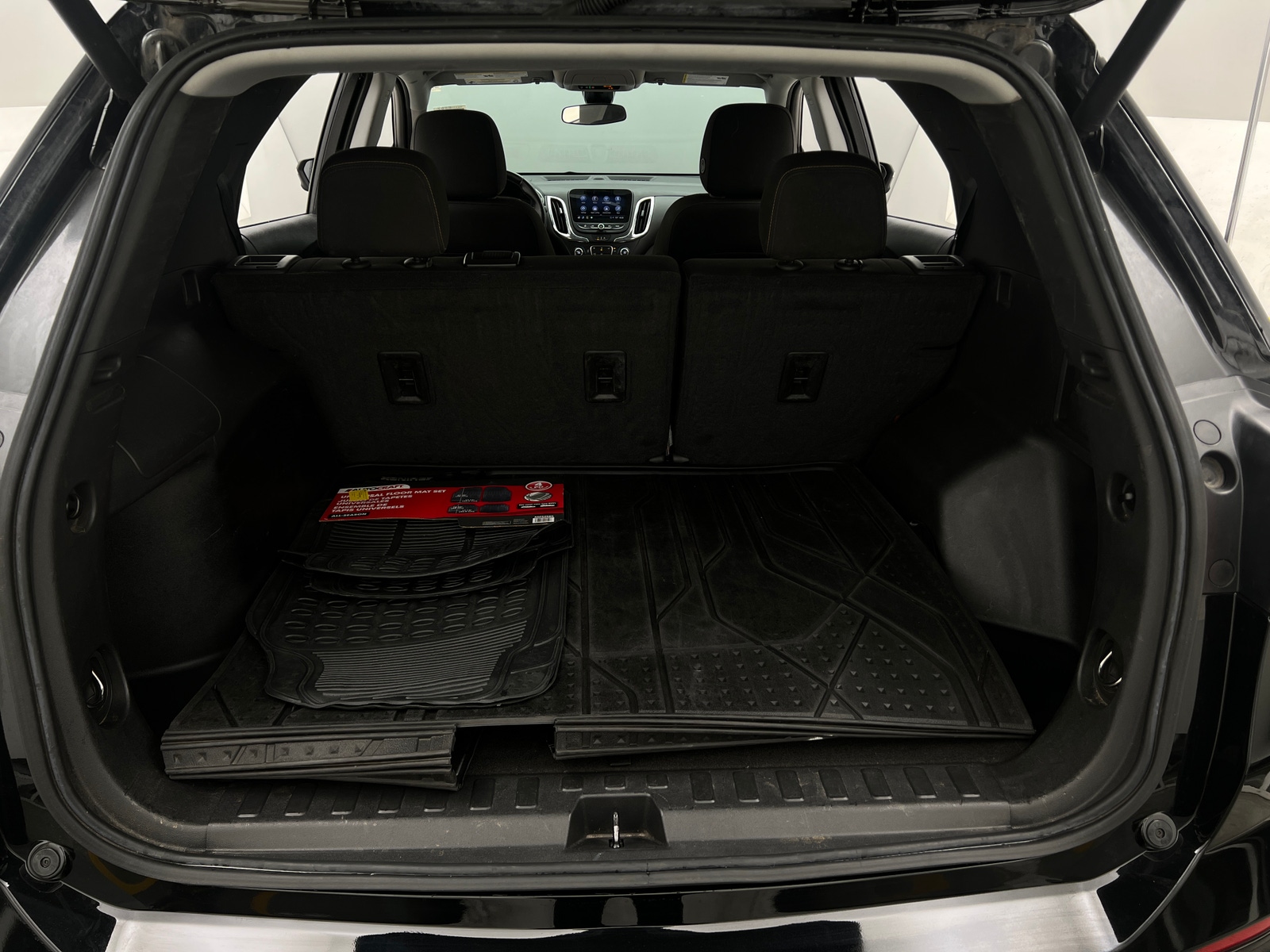 Thumbnail: 2023 Chevrolet Equinox - 7