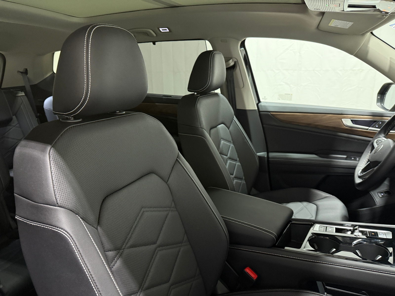 Thumbnail: 2025 Volkswagen Atlas - 2