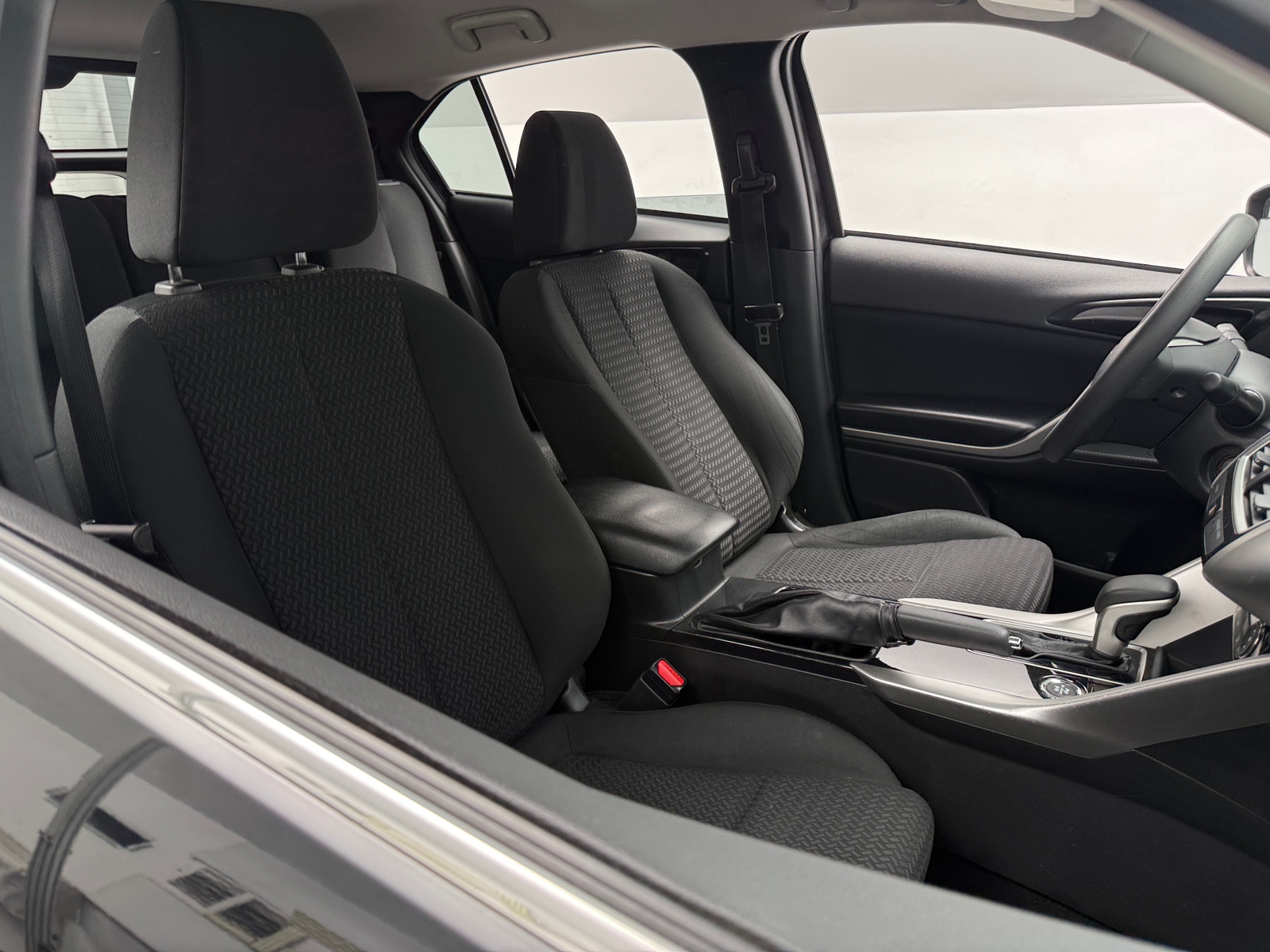 Thumbnail: 2020 Mitsubishi Eclipse Cross - 2