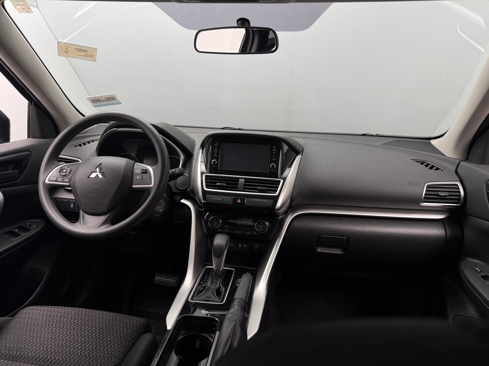 Thumbnail: 2020 Mitsubishi Eclipse Cross - 3