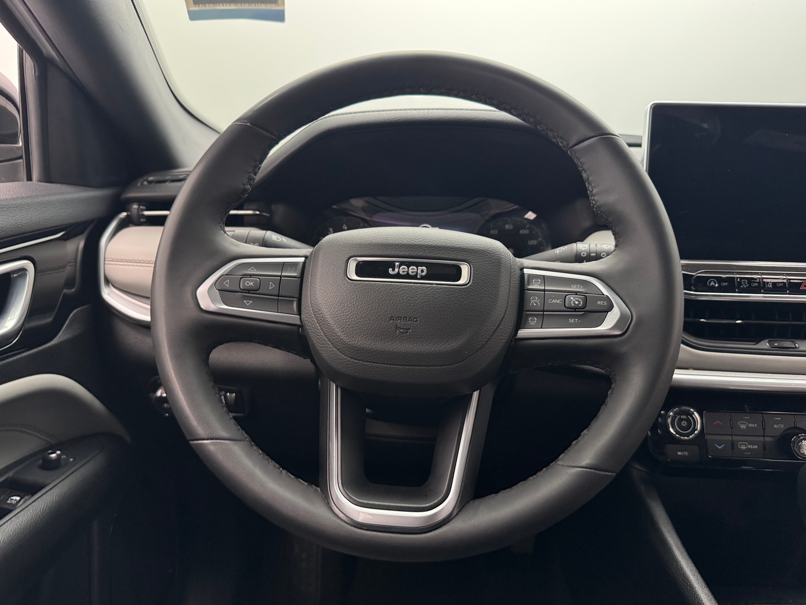 Thumbnail: 2025 Jeep Compass - 4